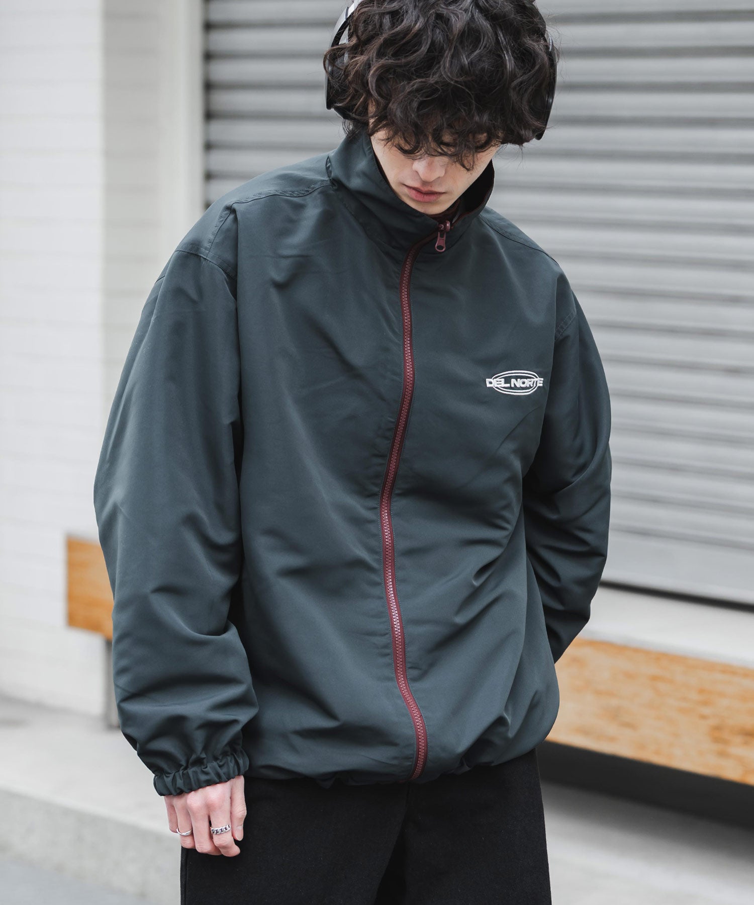 2WAYリバーシブル 両A面オーバーサイズワンポイントロゴ刺繍スタンドネックショートブルゾン 15477