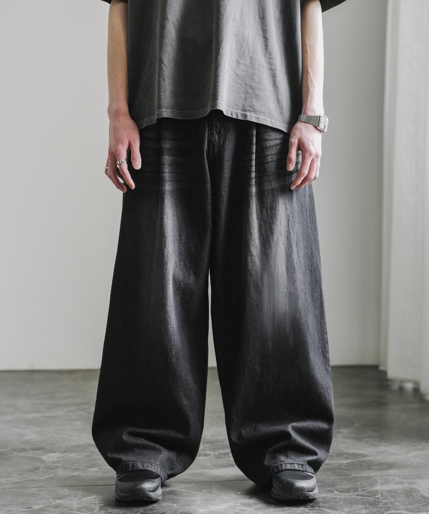 ヴィンテージライクワイドバルーンデニムパンツ 15478