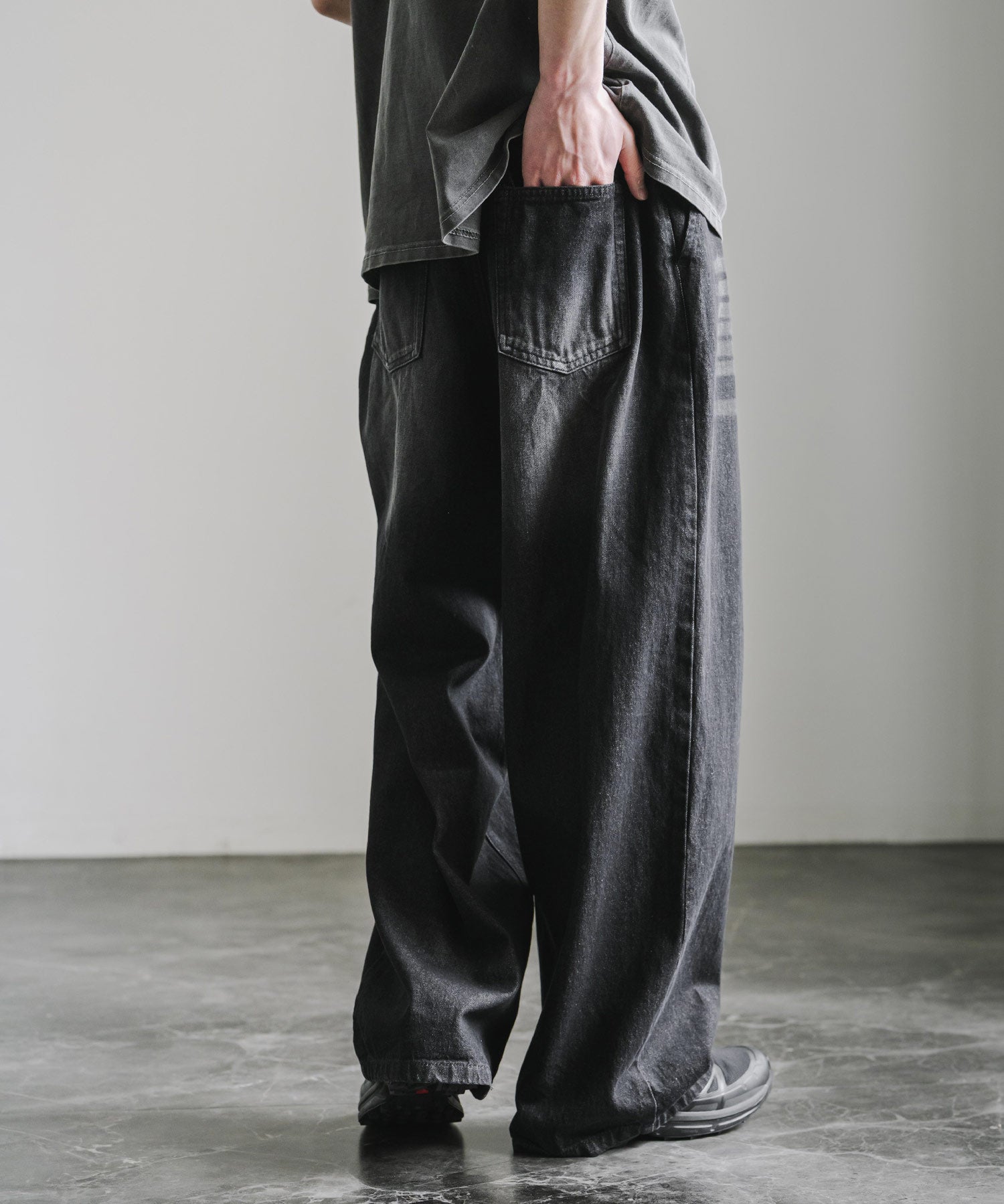 ヴィンテージライクワイドバルーンデニムパンツ 15478