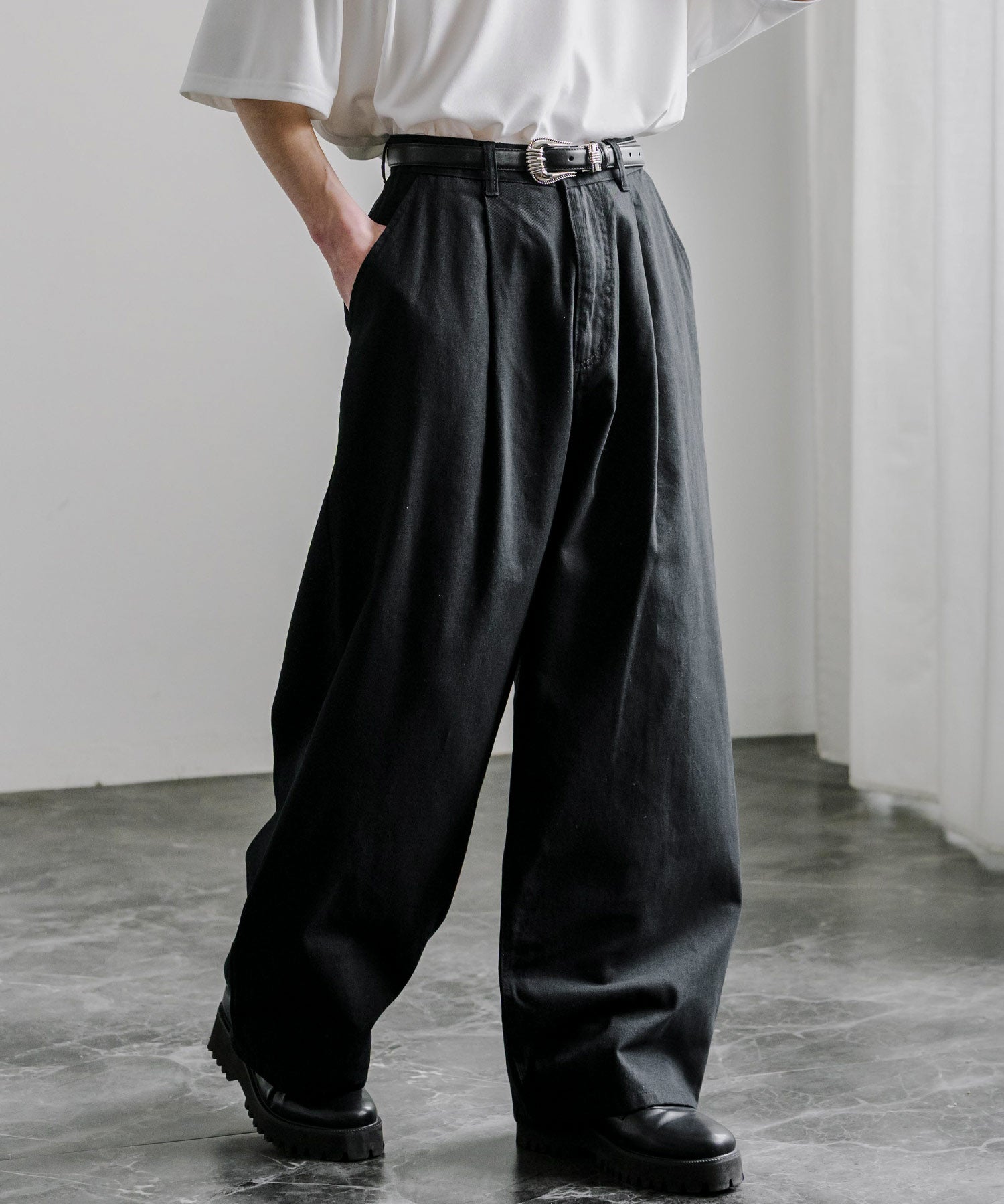 ヴィンテージライクワイドバルーンデニムパンツ 15478