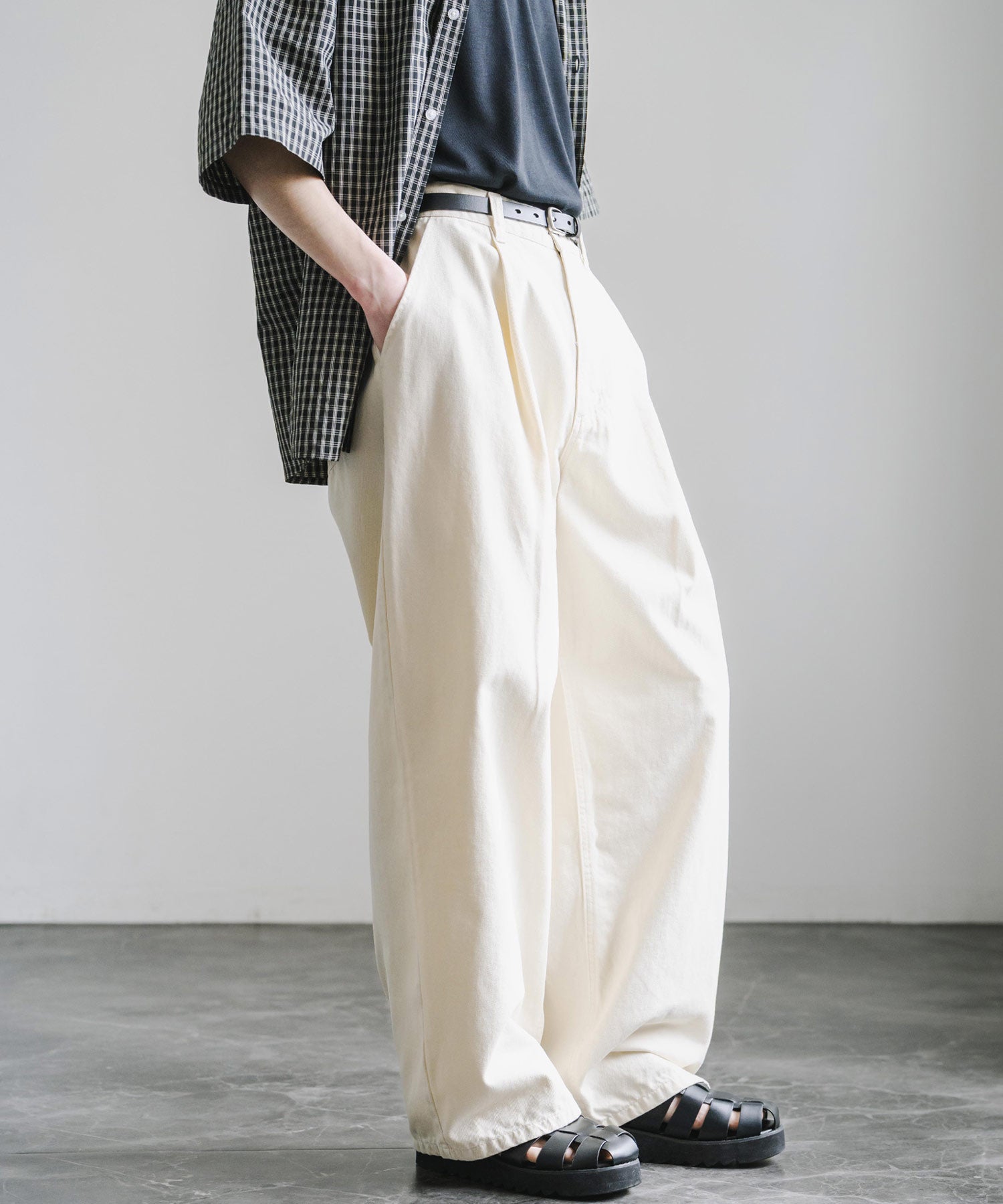 ヴィンテージライクワイドバルーンデニムパンツ 15478