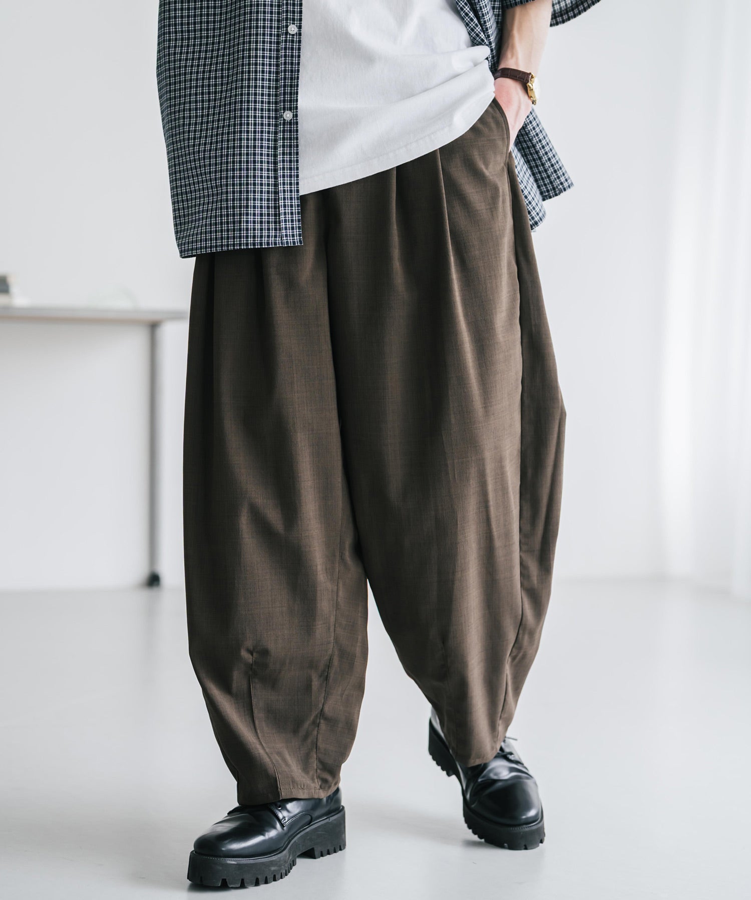 新色追加 接触冷感多機能素材リネンライク ワイドバルーンイージーパンツ 15481