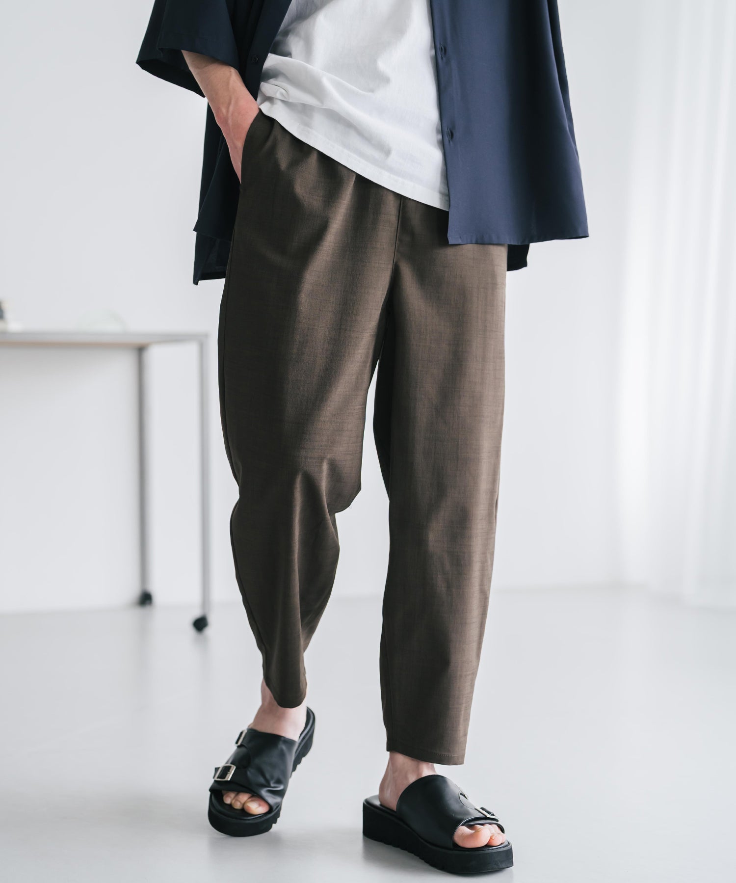 新色追加 接触冷感多機能素材リネンライク アンクルテーパードイージーパンツ 15482