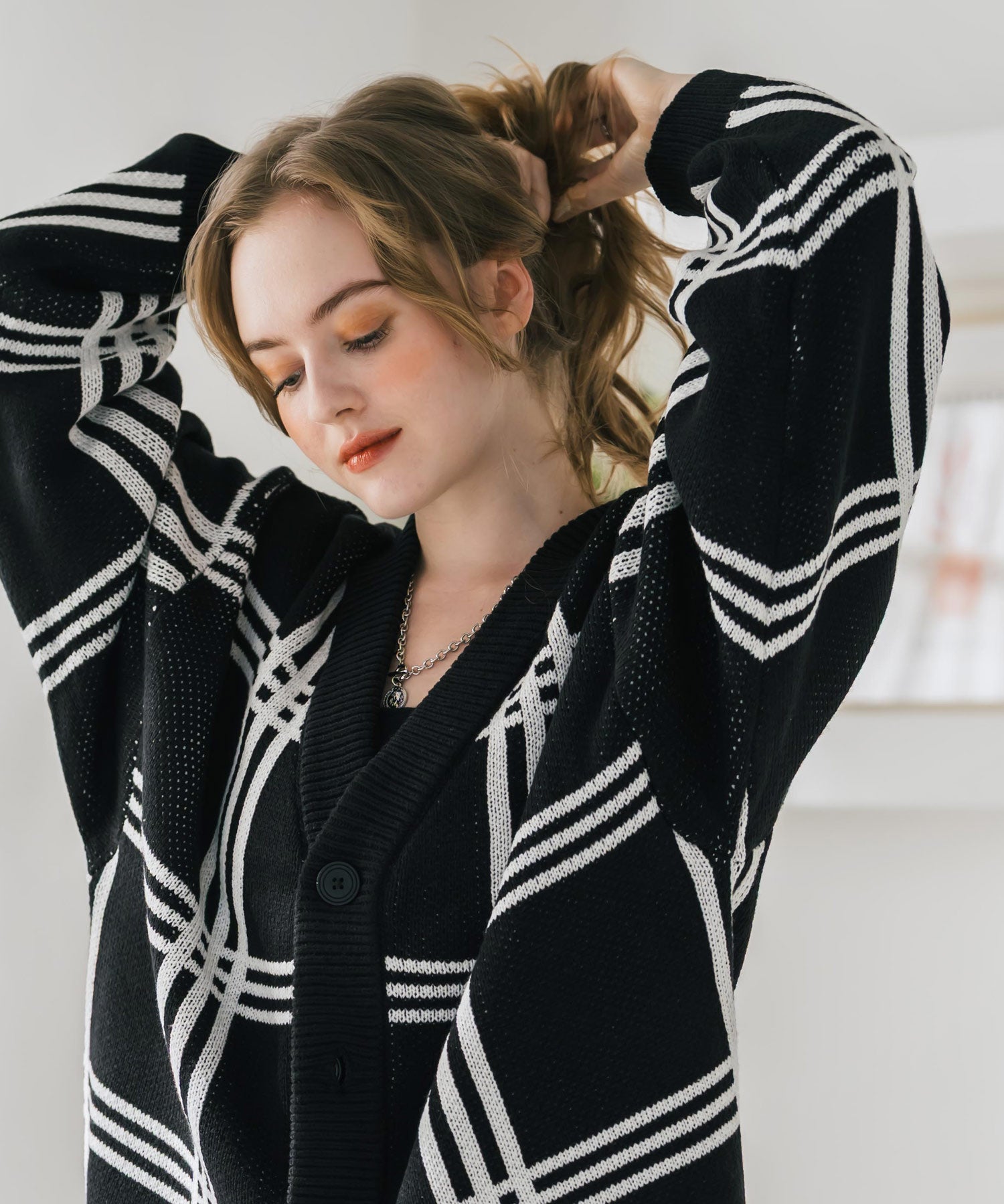 オーバーサイズ総柄Vネックボリュームニットカーディガン アーガイル柄 チェック柄 15484