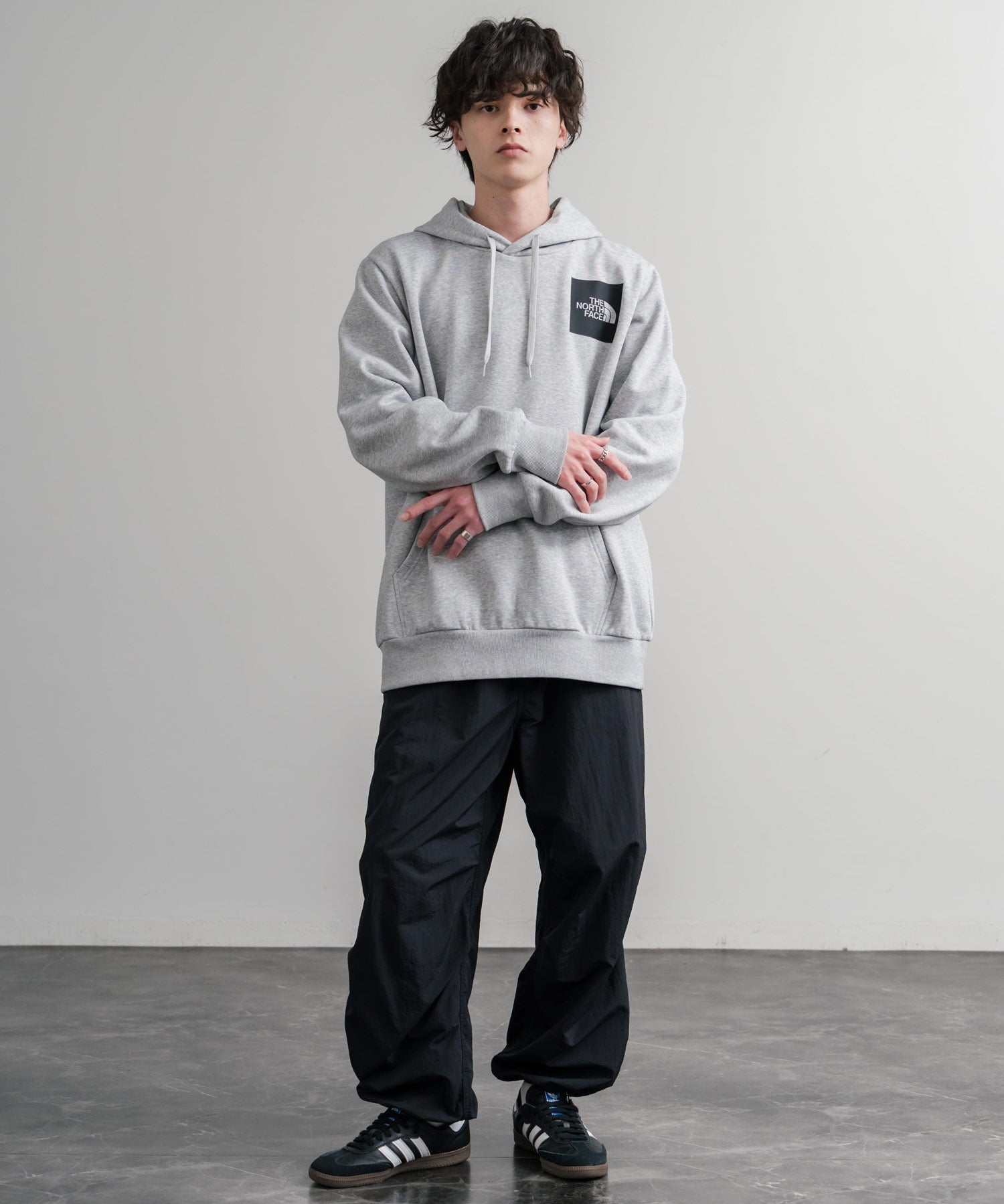 THE NORTH FACE ザ・ノースフェイス FINE HOODIE/裏起毛ロゴワンポイントプルオーバーパーカー 15485