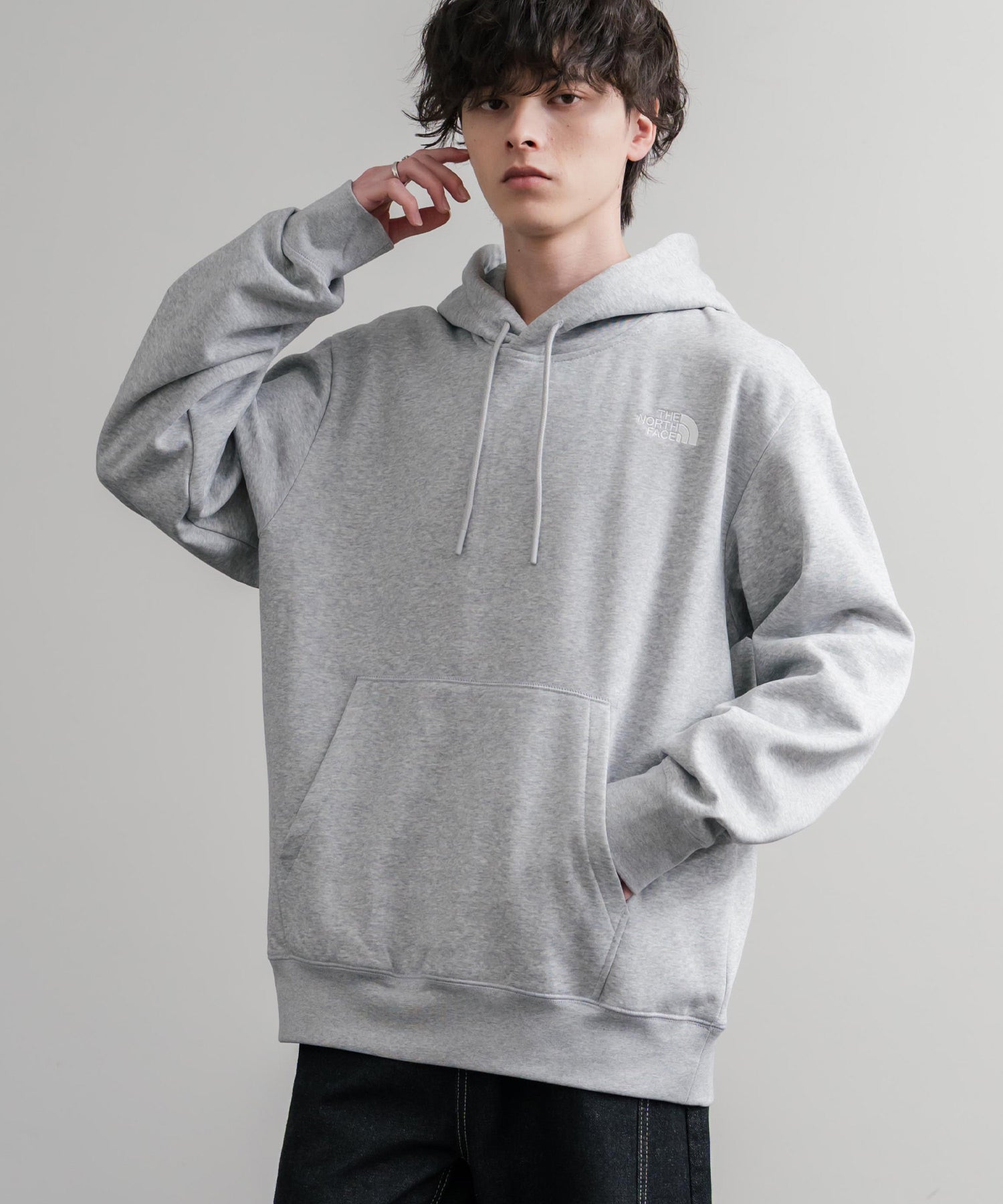 THE NORTH FACE ザ・ノースフェイス ESSENTIAL RELAXED HOODIE/裏起毛