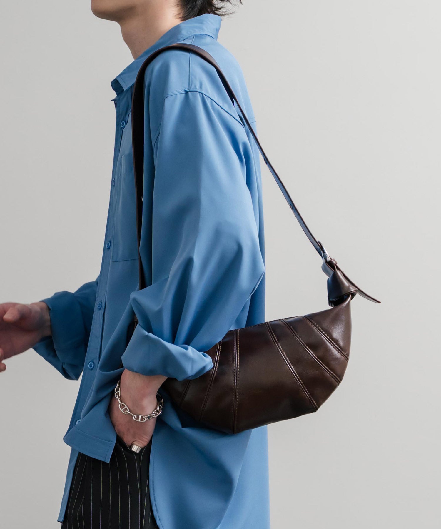 PUレザー クロワッサン型ショルダーバッグ/ボディバッグ 15510