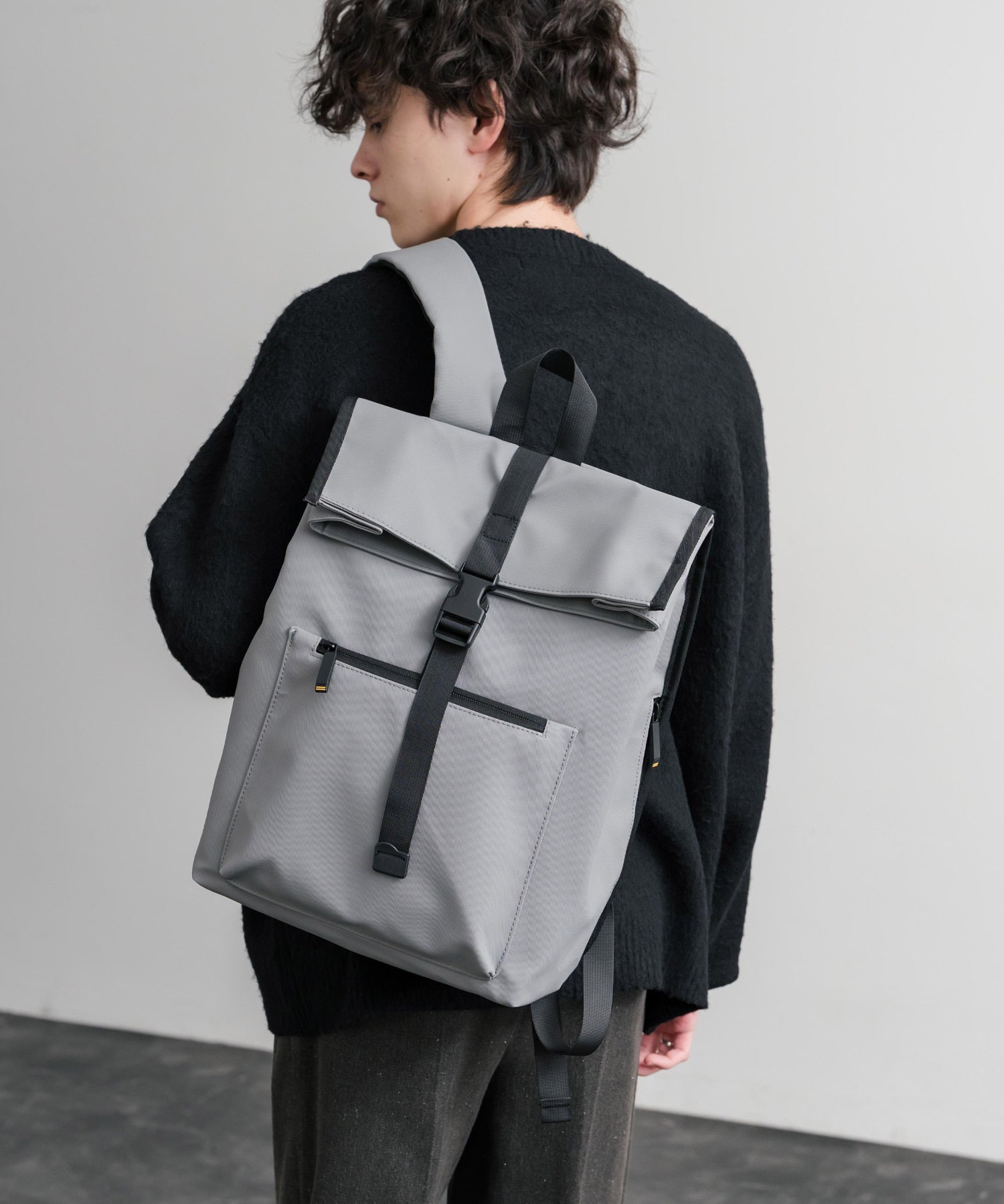 ロールトップアーバンフラップデイパック/バックパック/リュック 15512