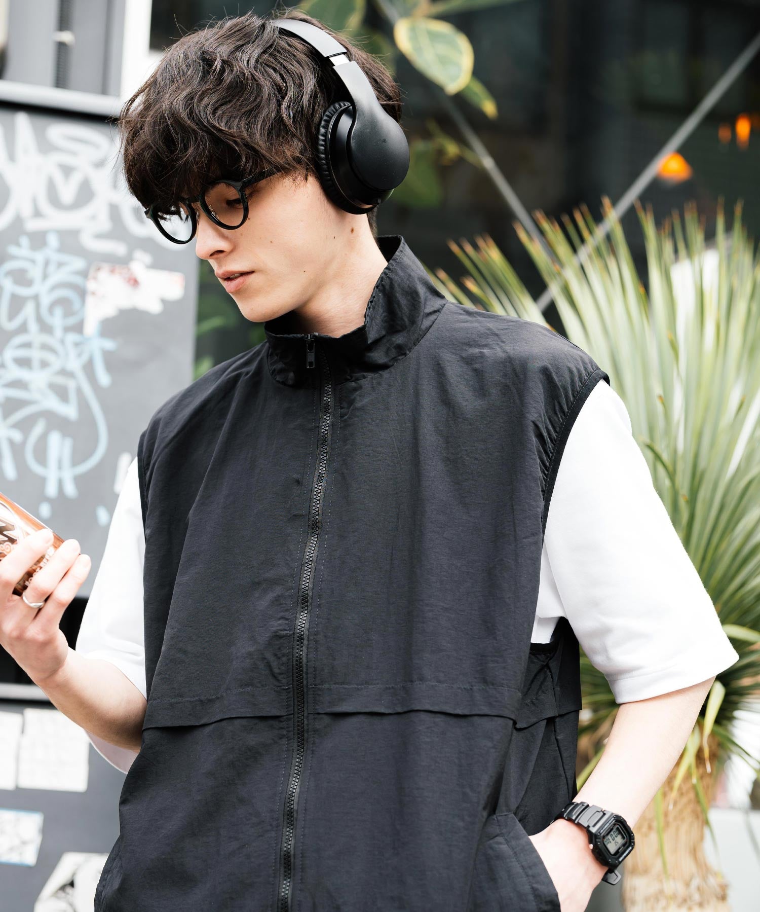 裏メッシュスタンドネック前開きナイロンベスト 15521