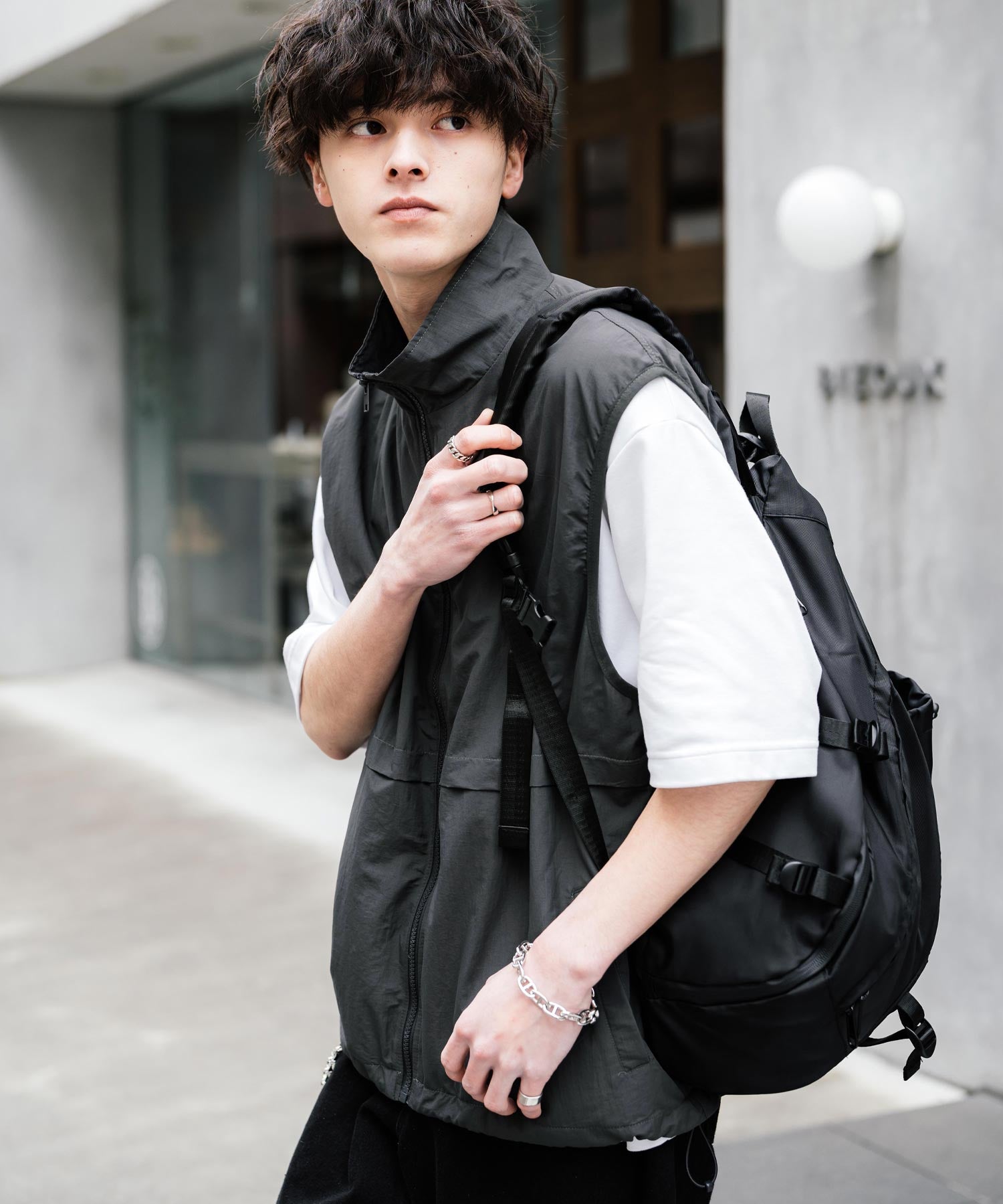 裏メッシュスタンドネック前開きナイロンベスト 15521