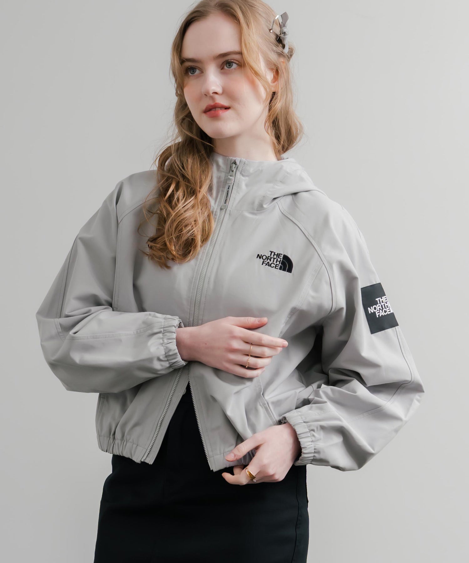 ヒトミ様 ブルゾン Sオフ白 日本未展開モデル WHITE LABEL THE NORTH FACE W'S OLEMA HOODIE オレ