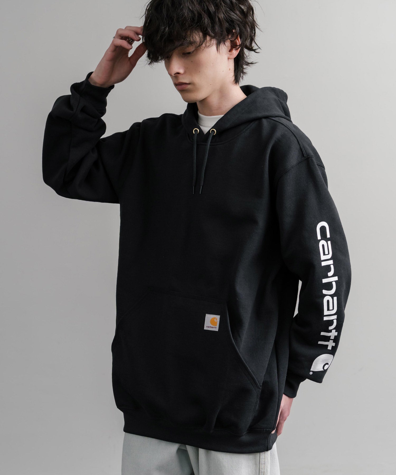 カーハート　パーカー Carhartt カーハート Midweight Logo Sleeve Graphic Sweatshirt/ロゴ