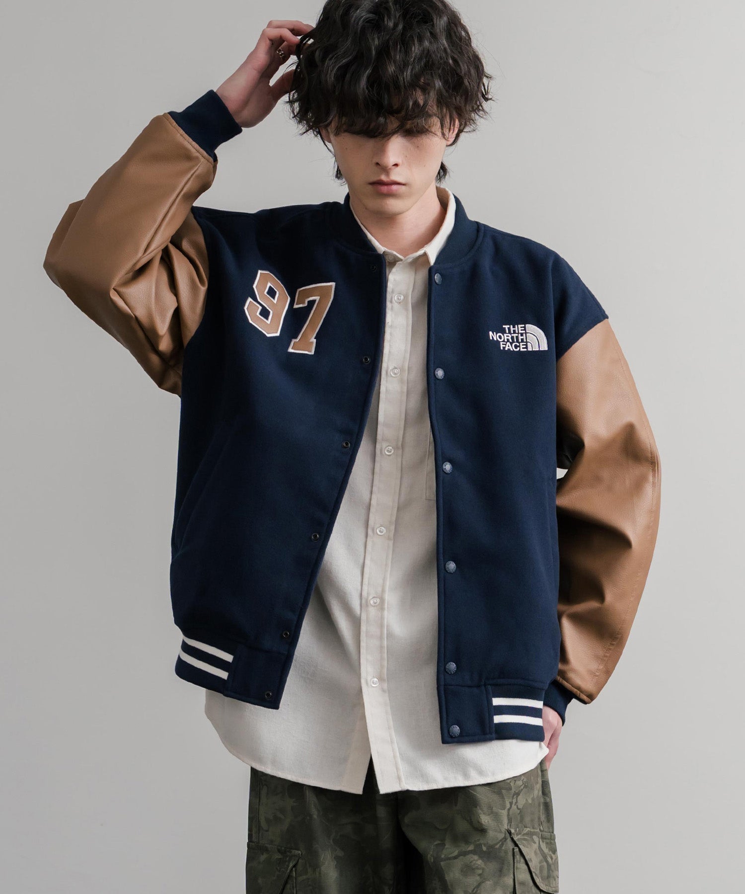 日本未展開モデル WHITE LABEL THE NORTH FACE VARSITY HEAT JACKET オーバーサイズフェイクレザー切替スタジャン/ブルゾン 15555