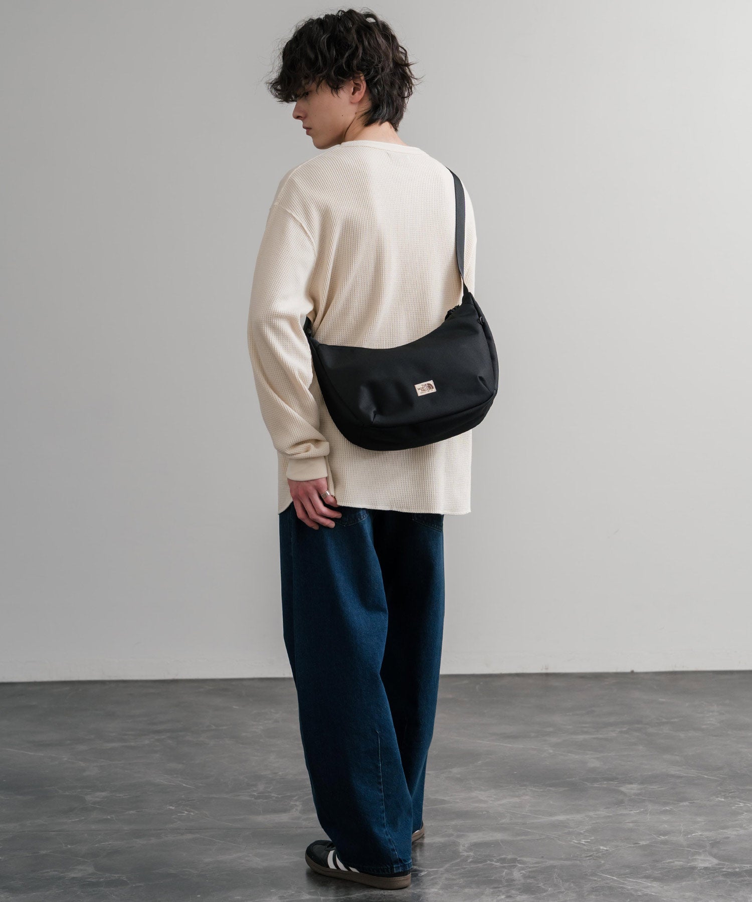 日本未展開モデル WHITE LABEL THE NORTH FACE STANDARD HOBO BAG S ショルダーバッグ 15570