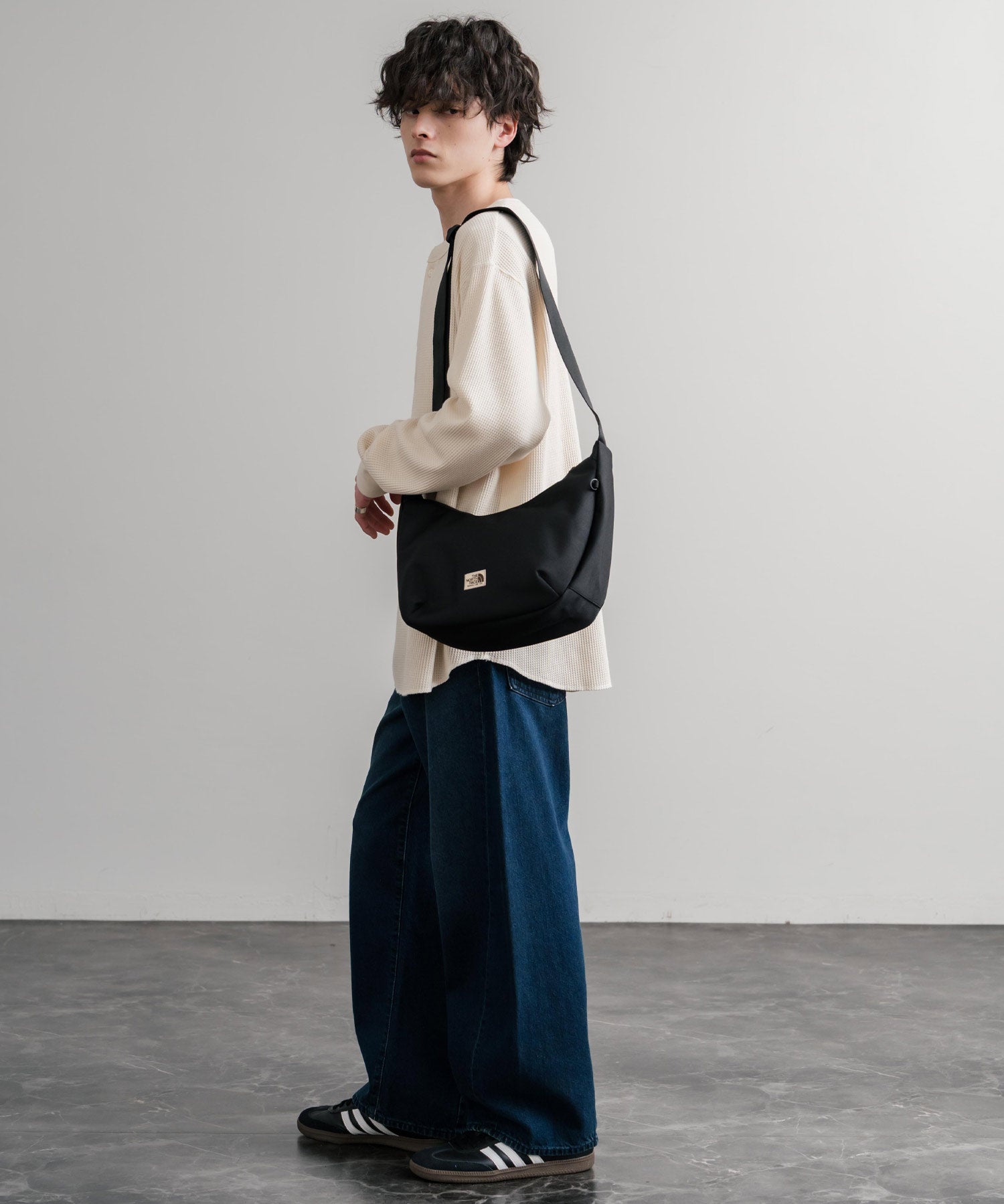 日本未展開モデル WHITE LABEL THE NORTH FACE STANDARD HOBO BAG S ショルダーバッグ 15570