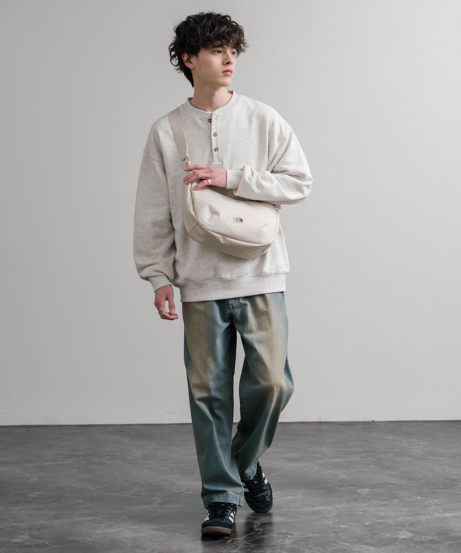 7*9様 希少 OLD UNDER THE WEATHER ショルダーバッグ 新色追加 日本未展開モデル WHITE LABEL THE NORTH FACE STANDARD HOBO