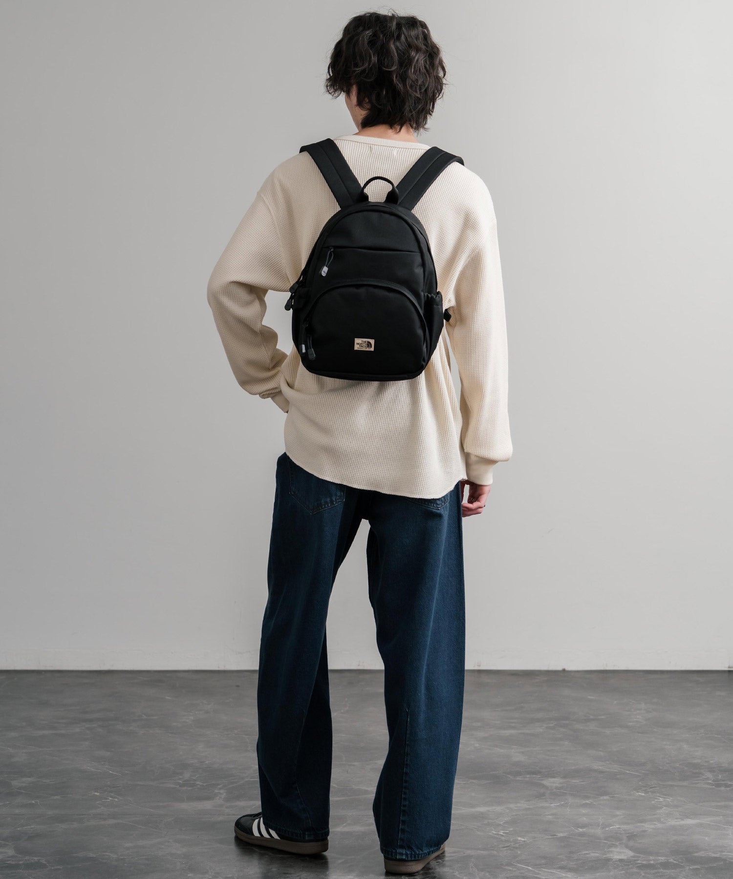日本未展開モデル WHITE LABEL THE NORTH FACE ELECTRON SLING BAG