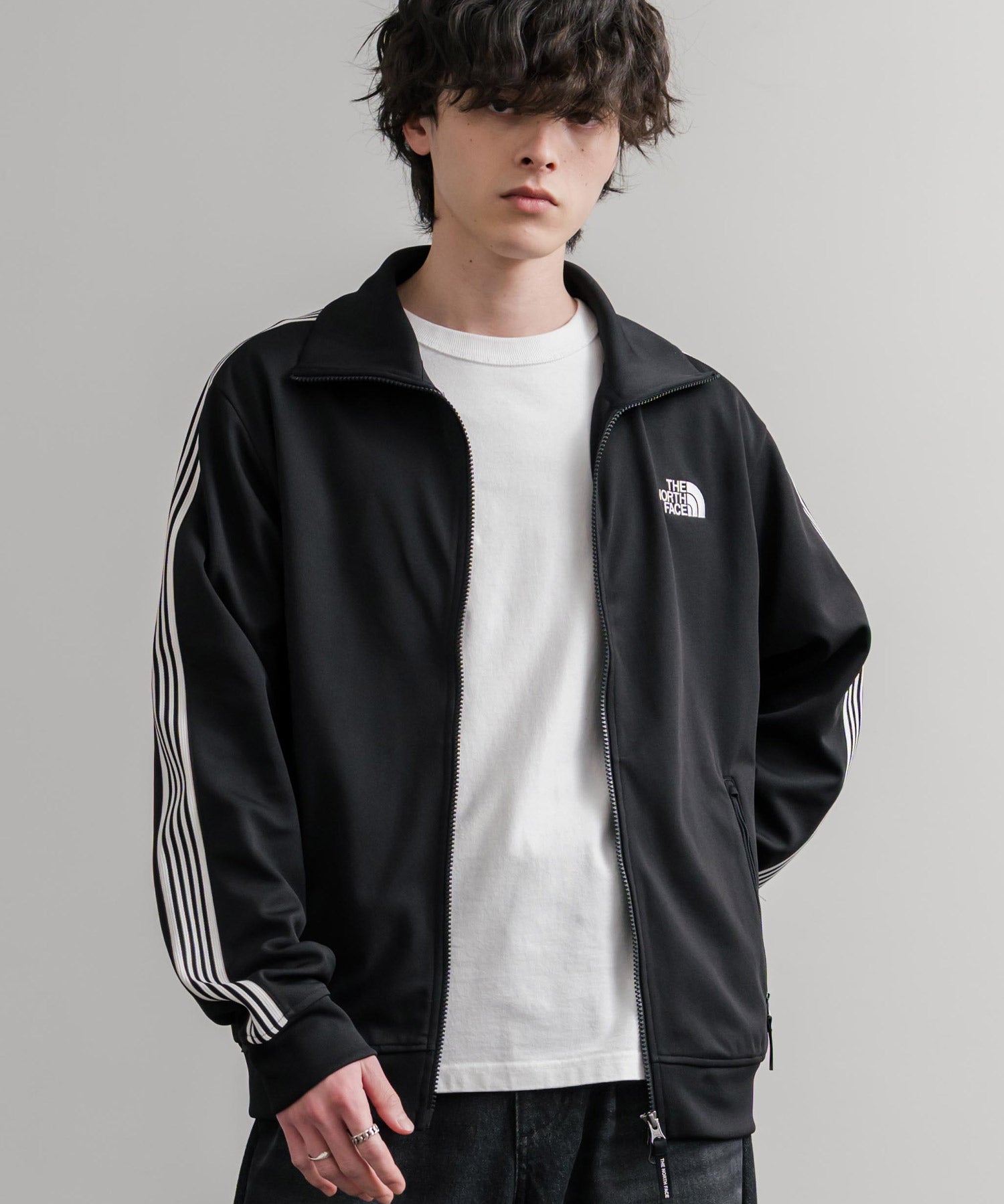 日本未展開モデル THE NORTH FACE ザ・ノースフェイス WHITE LABEL ホワイトレーベル TNF TRACK JACKET ワンポイントロゴ刺繍トラックジャケット 15574
