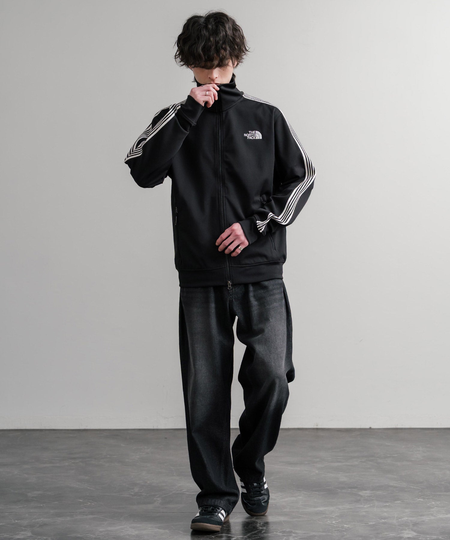 日本未展開モデル THE NORTH FACE ザ・ノースフェイス WHITE LABEL ホワイトレーベル TNF TRACK JACKET ワンポイントロゴ刺繍トラックジャケット 15574