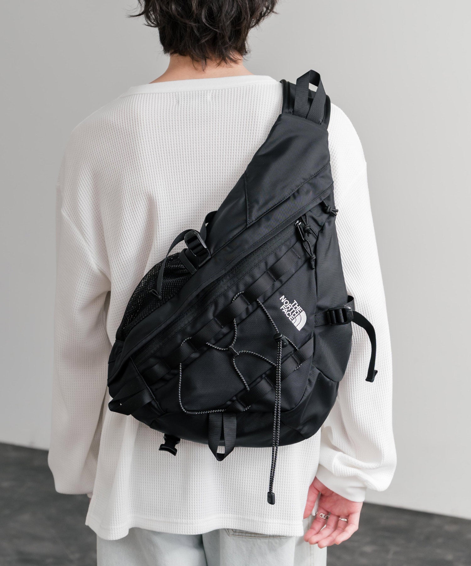 日本未展開モデル WHITE LABEL THE NORTH FACE ELECTRON SLING BAG