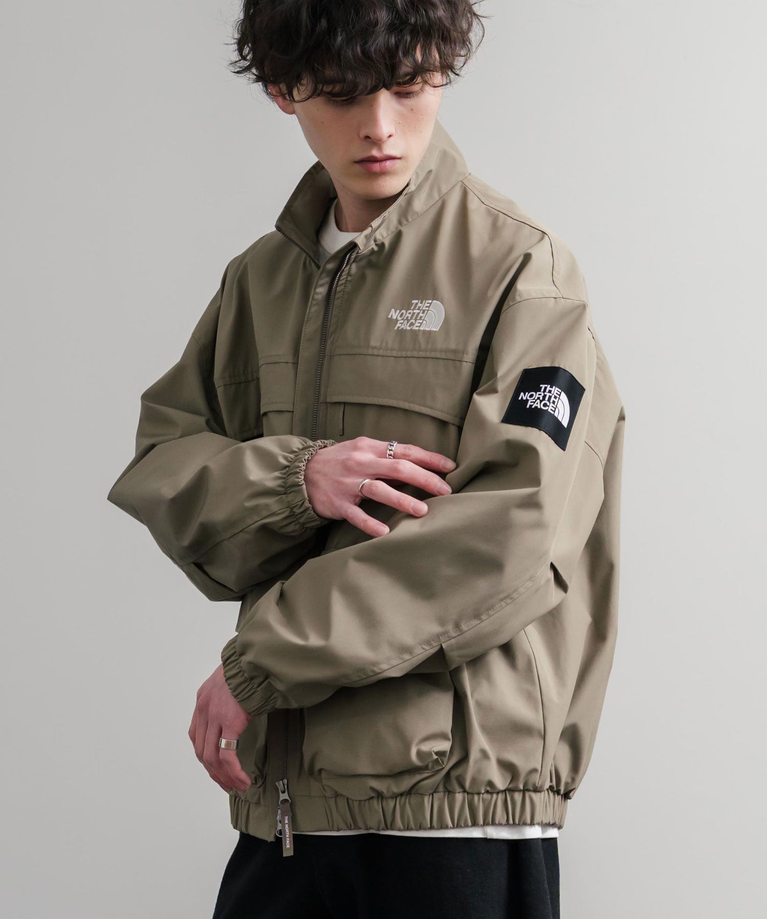 日本未展開モデル WHITE LABEL THE NORTH FACE NEILTON EX JACKET NEILTON EX JACKET オーバーサイズワンポイントロゴ刺繍ニールトンジャケット 15601