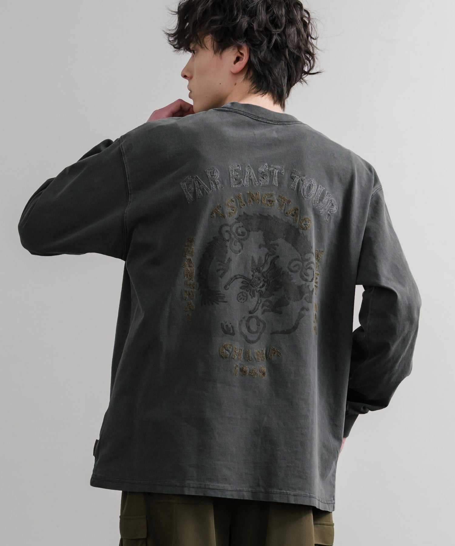 KRIFF MAYER クリフメイヤー オーバーサイズスーベニア刺繍クルーネック長袖Tシャツ(龍) /ロンT 2537202 15602