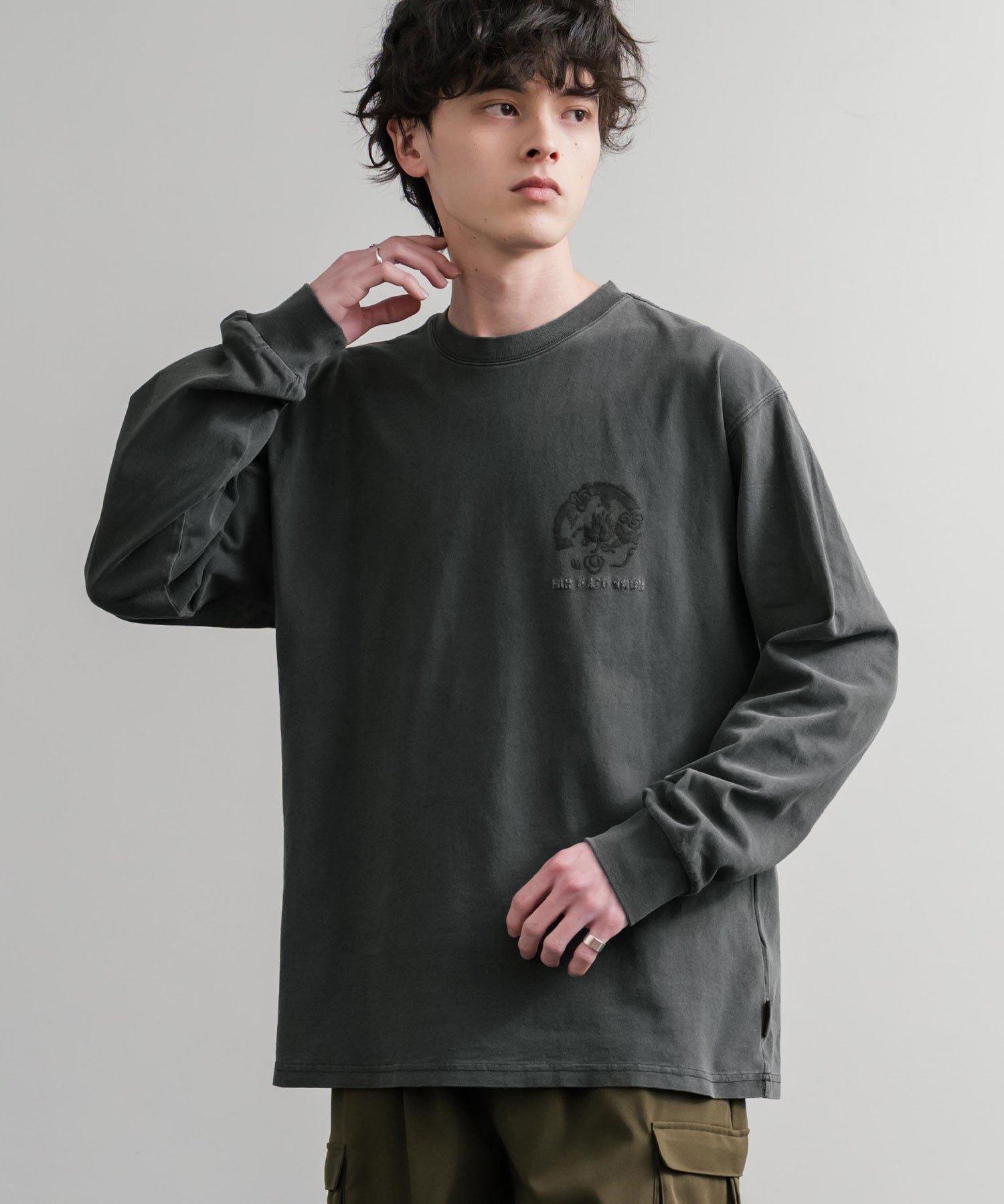 KRIFF MAYER クリフメイヤー オーバーサイズスーベニア刺繍クルーネック長袖Tシャツ(龍) /ロンT 2537202 15602