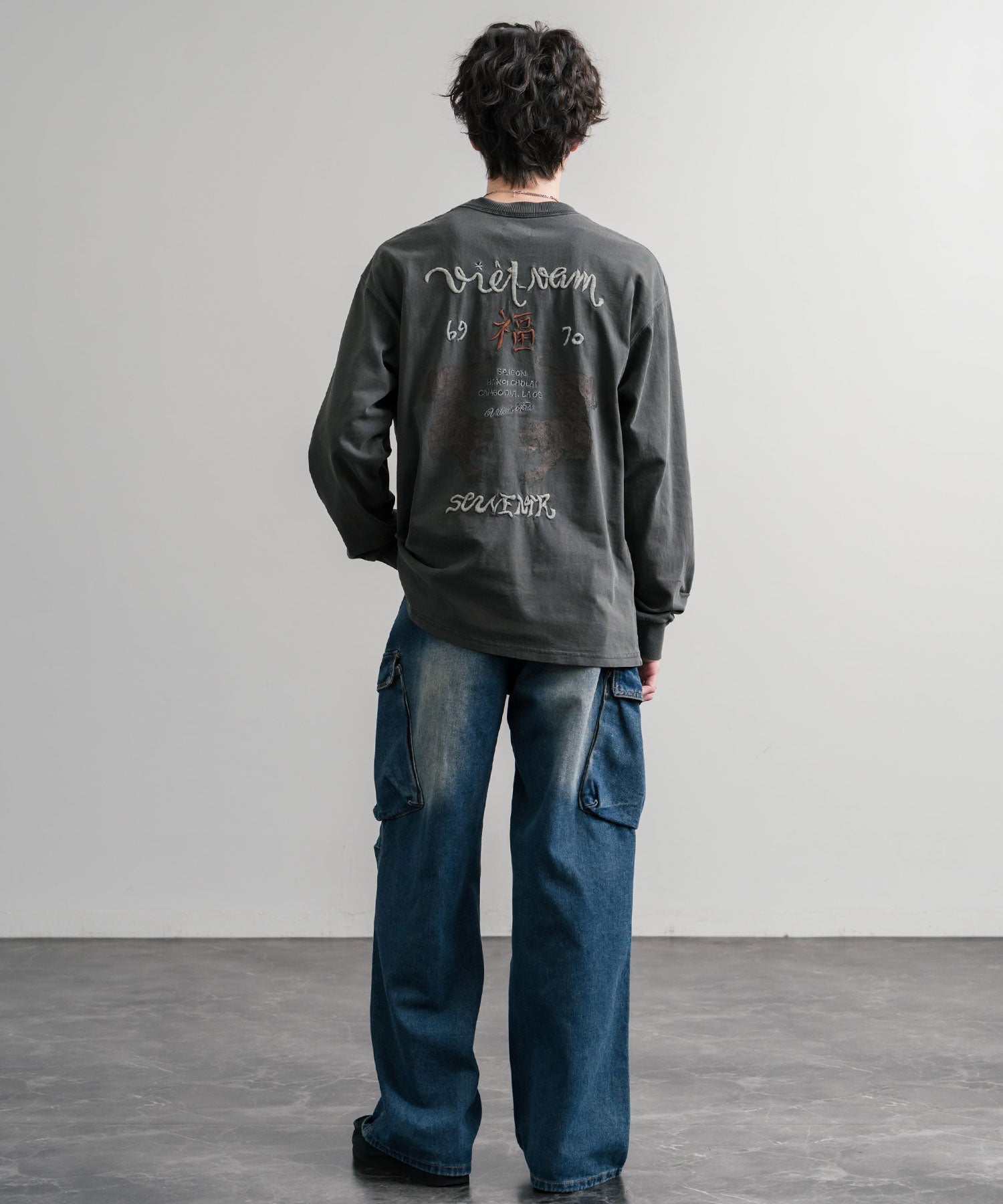 KRIFF MAYER クリフメイヤー オーバーサイズスーベニア刺繍クルー