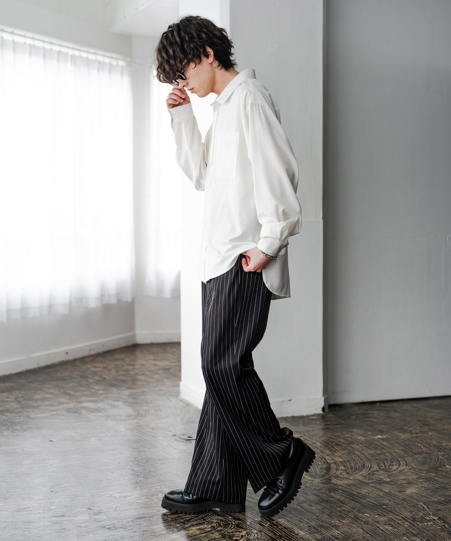 バックシャーリングイージーフレアパンツ スラックス 15605