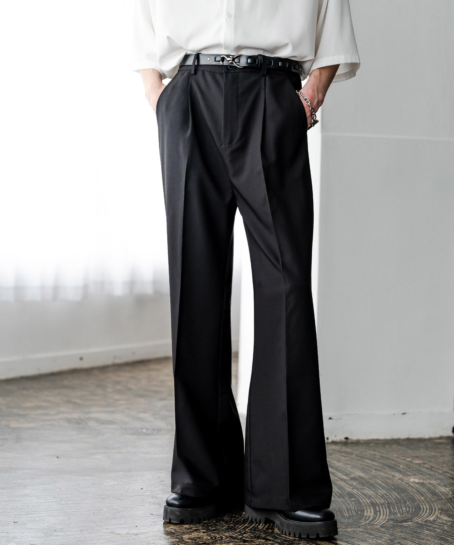 ROKKAN O.C. フレアスラックスII ブラック ROKKAN O.C.EXTRA_FLARE SLACKS II.