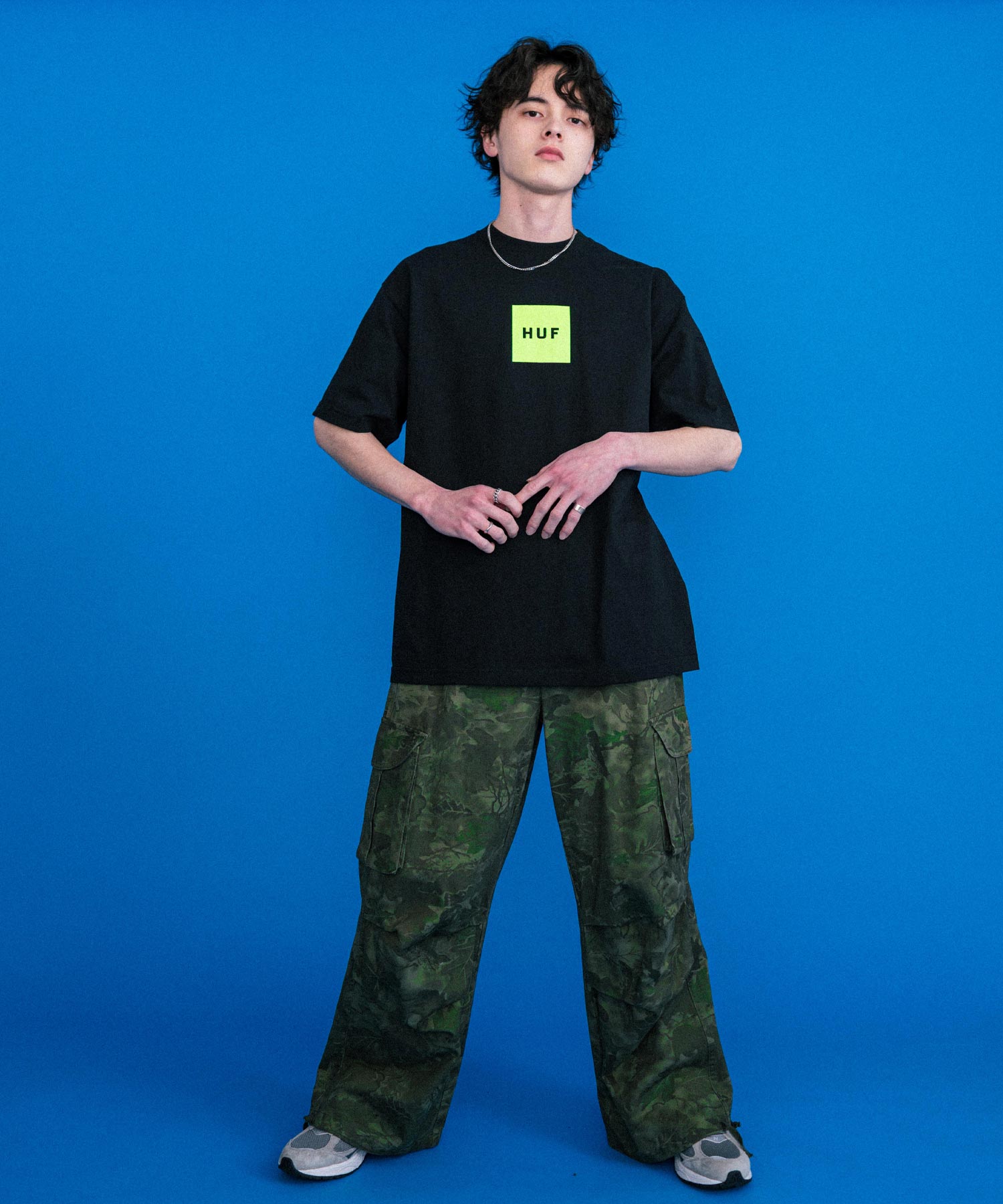 新色追加 HUF ハフ オーバーサイズアソートプリント半袖Tシャツ 15626