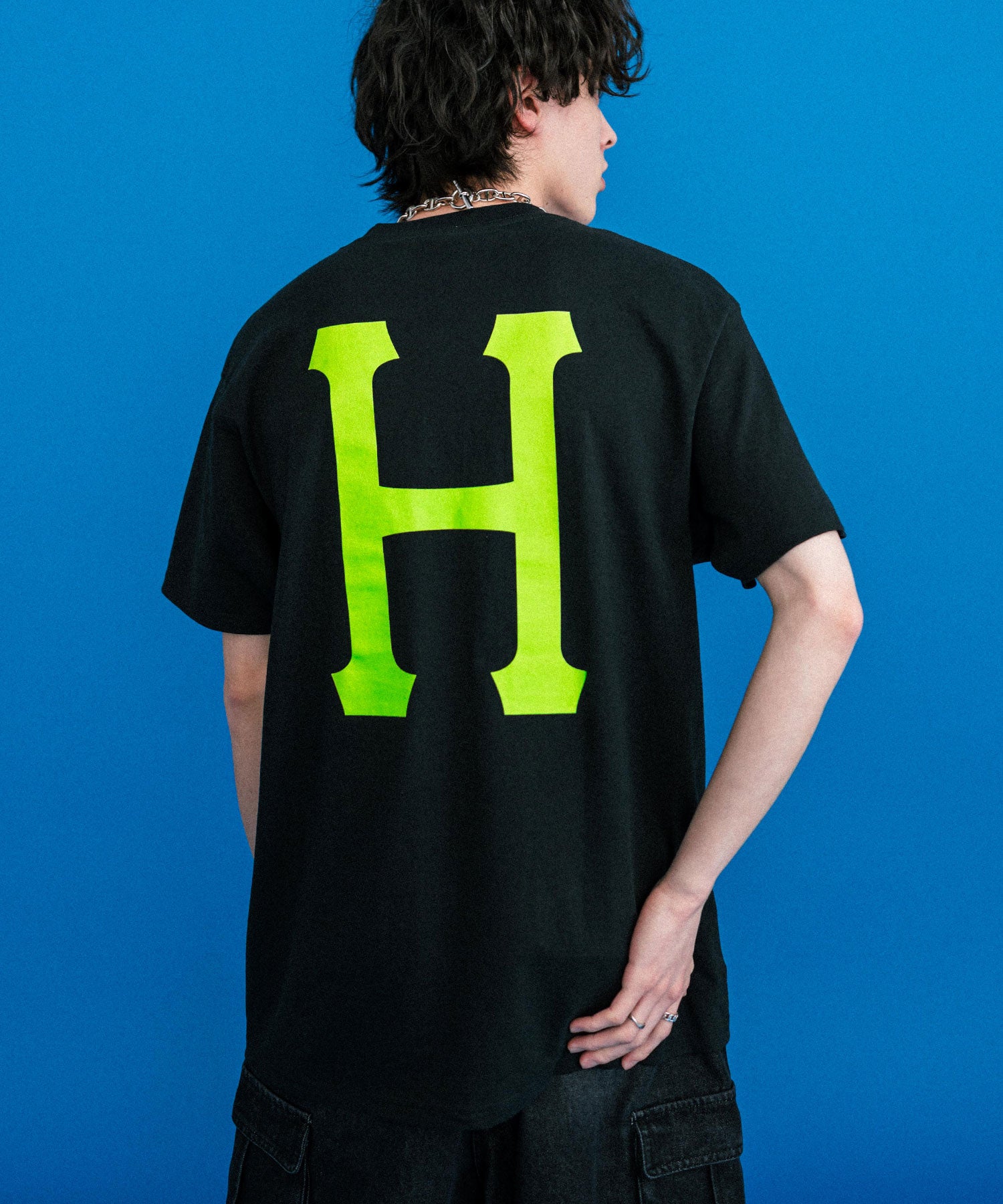 新色追加 HUF ハフ オーバーサイズアソートプリント半袖Tシャツ 15626