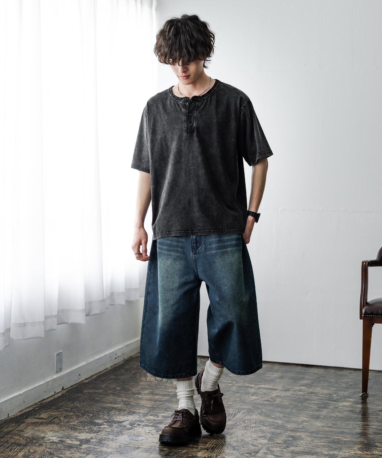ケミカル加工 短丈 クロップド ショート丈半袖コットンヘンリーネックTシャツ 15632