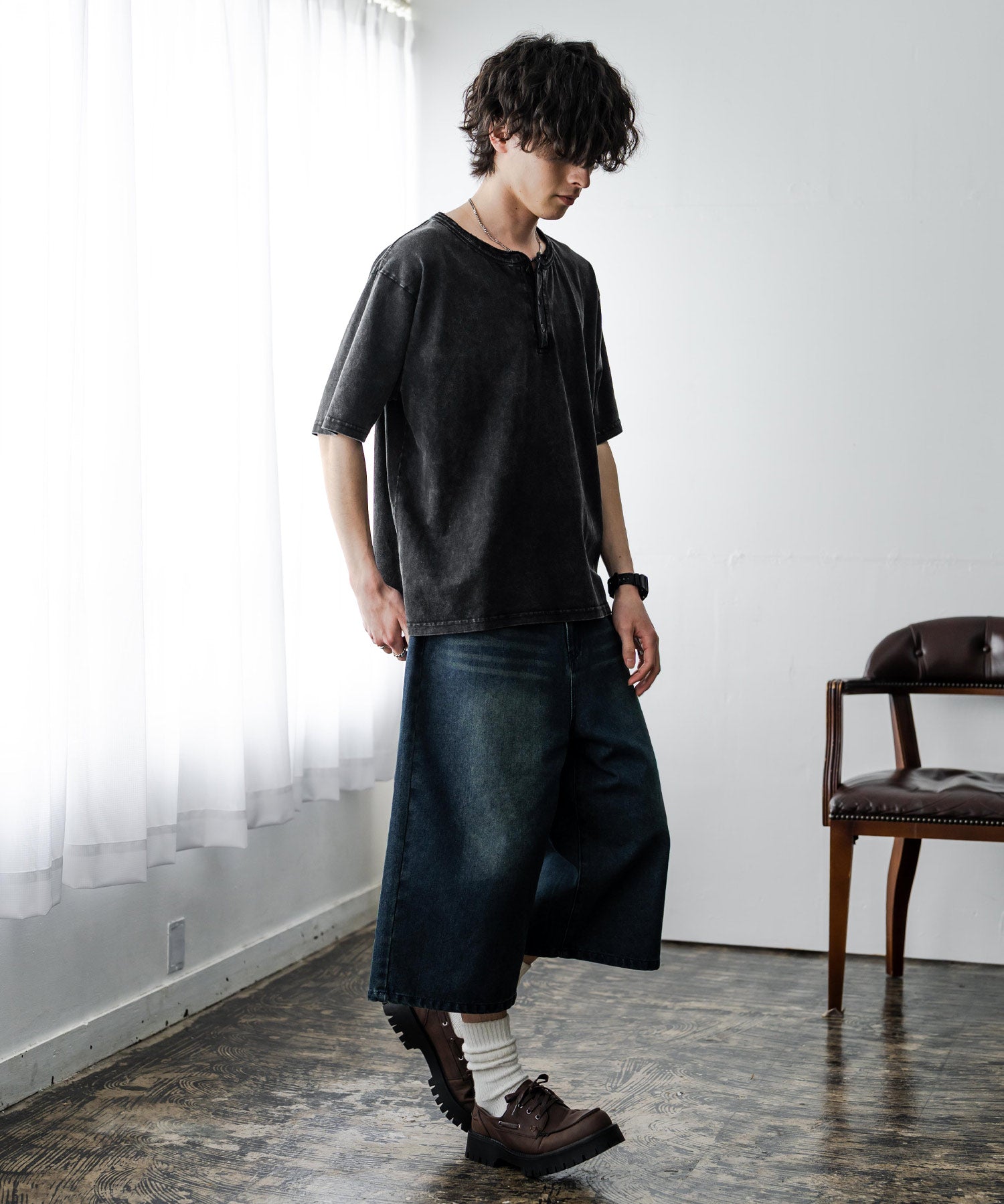 ケミカル加工 短丈 クロップド ショート丈半袖コットンヘンリーネックTシャツ 15632