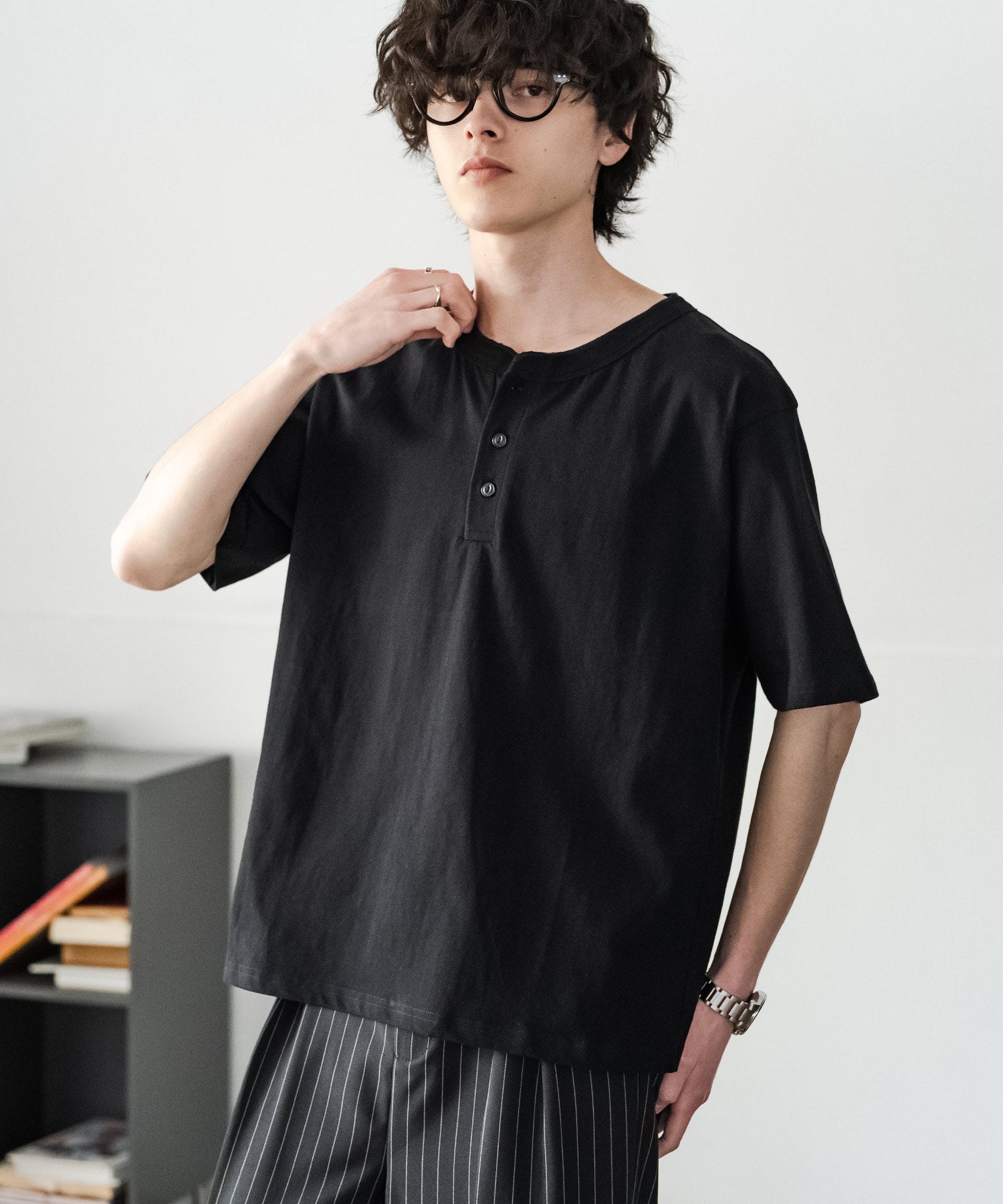 ケミカル加工 短丈 クロップド ショート丈半袖コットンヘンリーネックT