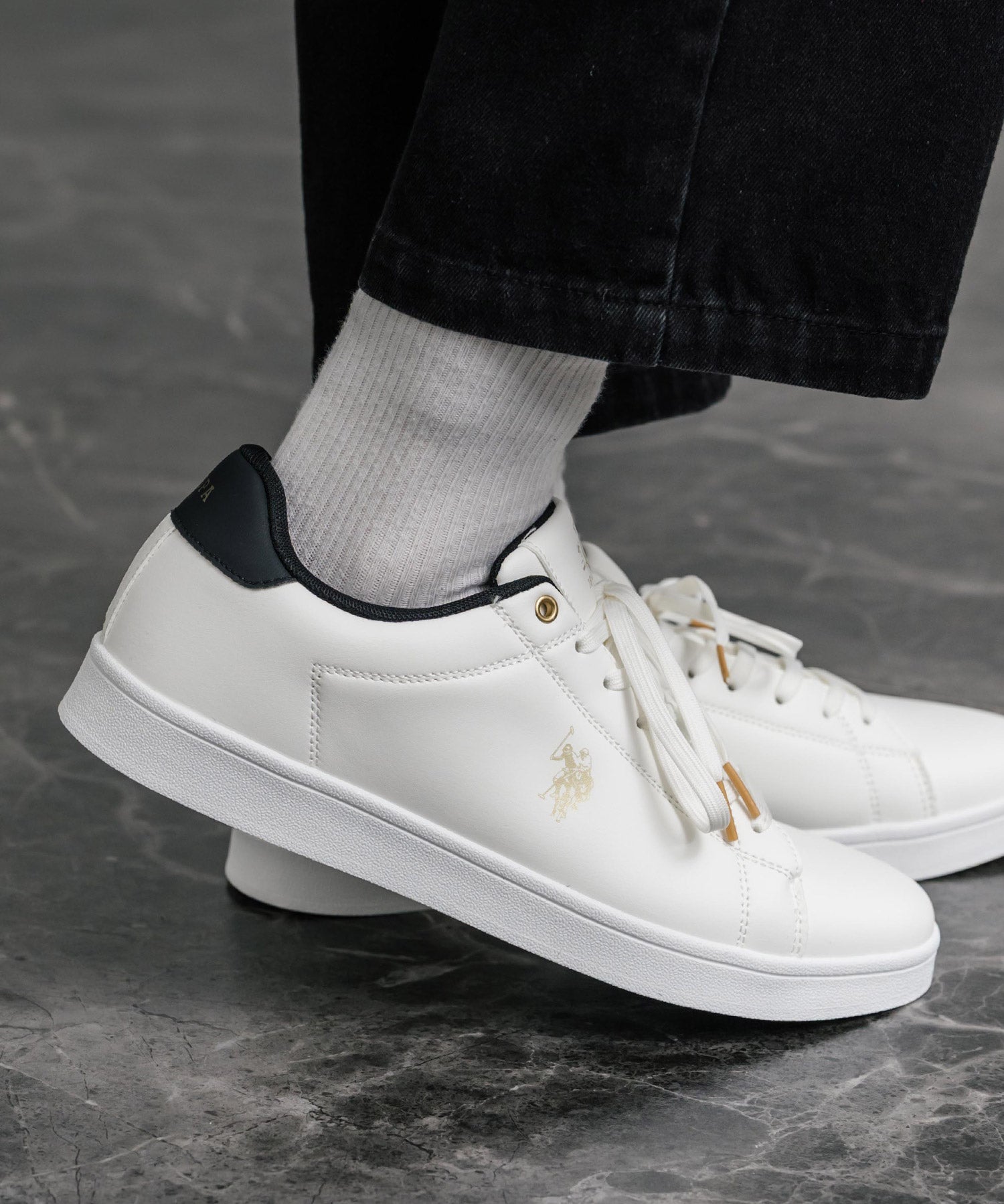 U.S. POLO ASSN. ユーエスポロアッスン ローカット 紐靴コートスニーカー 15640