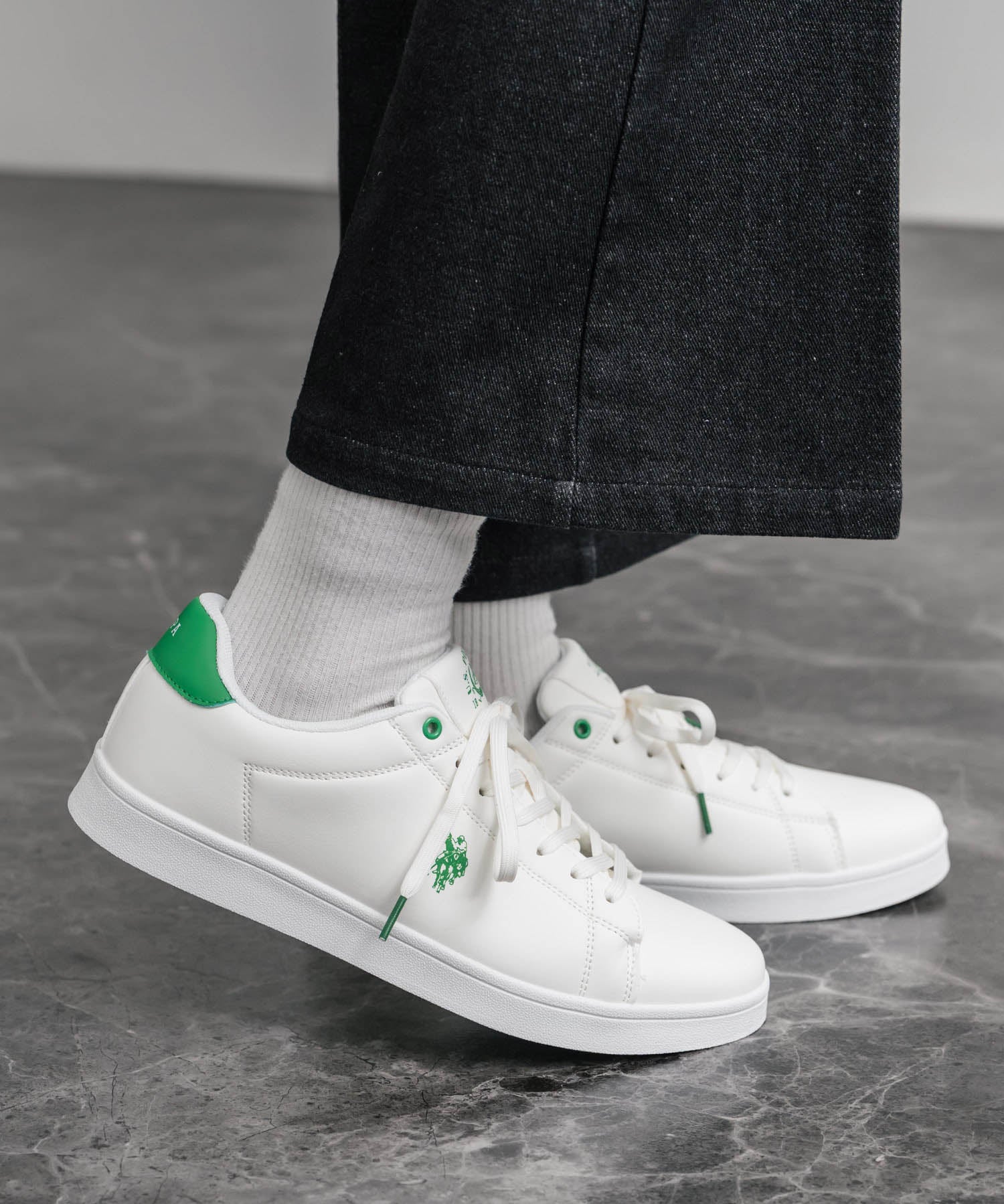 U.S. POLO ASSN. ユーエスポロアッスン ローカット 紐靴コートスニーカー 15640