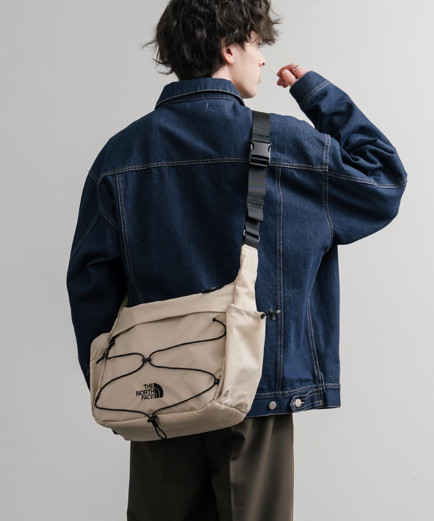 THE NORTH FACE ザ・ノースフェイス BOREALIS SOFT MESSENGER