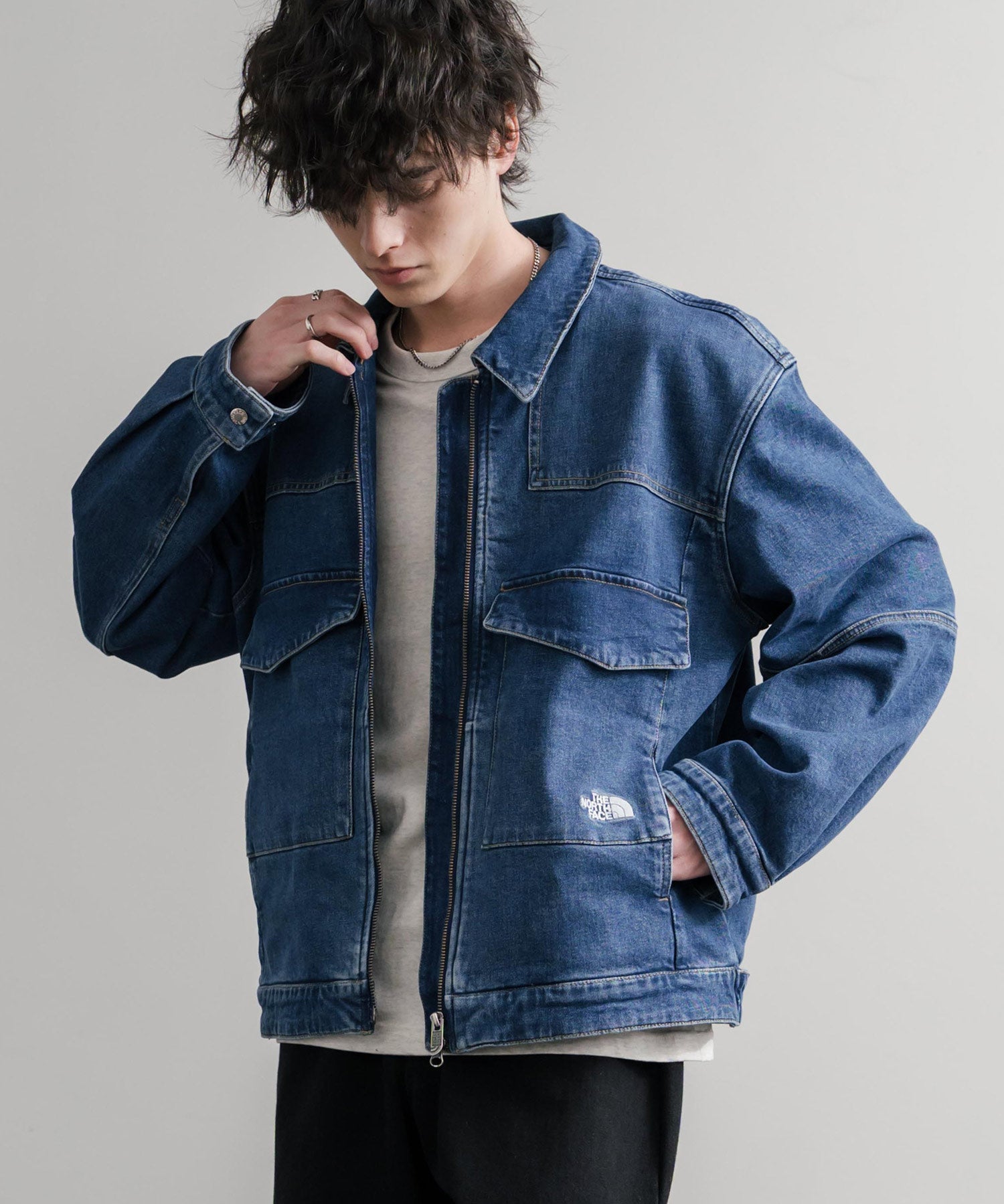 日本未展開モデル WHITE LABEL THE NORTH FACE DENIM TRUCKER JACKET ワンポイントロゴ刺繍ワークデニムジャケット 15653