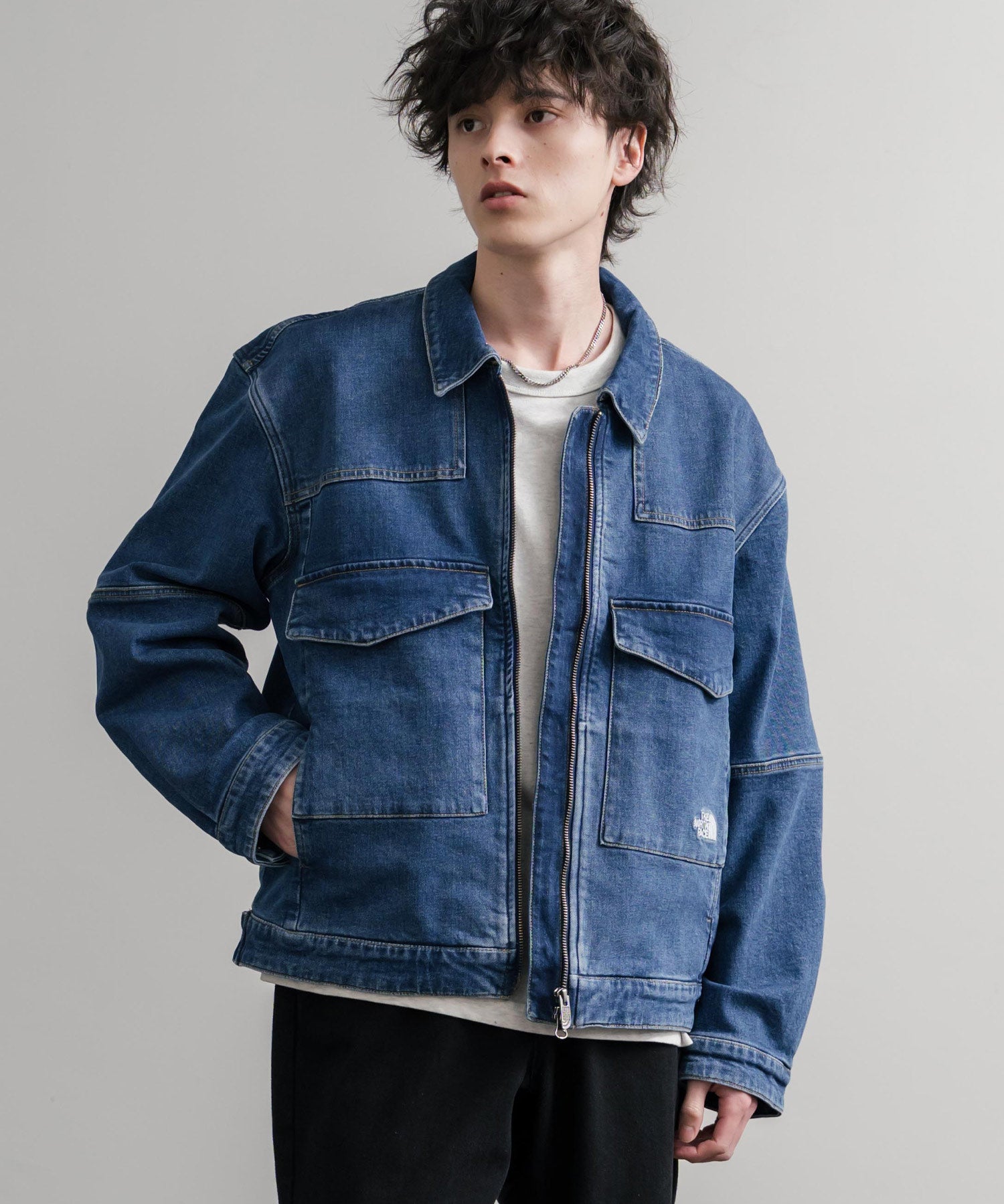 日本未展開モデル WHITE LABEL THE NORTH FACE DENIM TRUCKER JACKET ワンポイントロゴ刺繍ワークデニムジャケット 15653