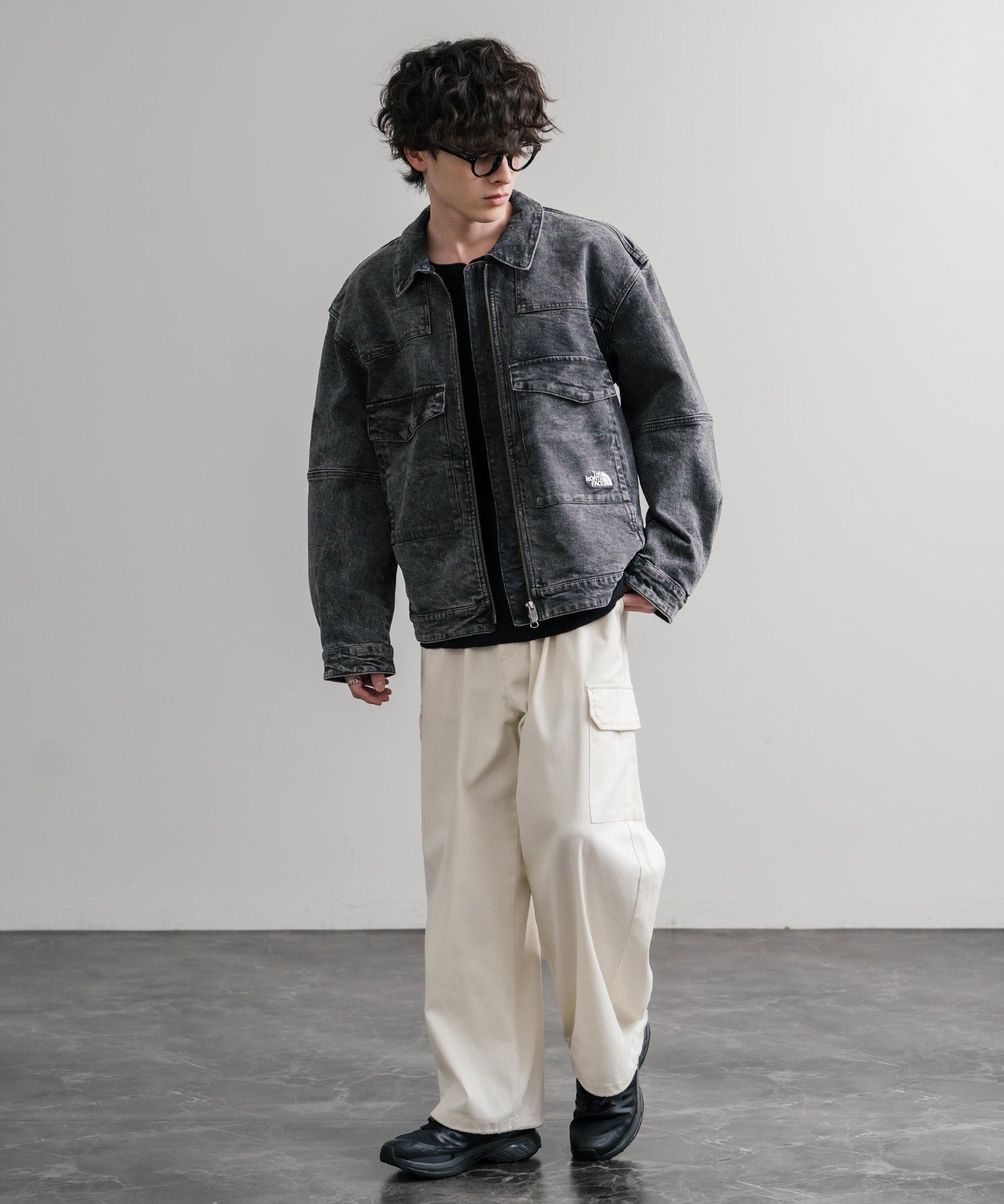 日本未展開モデル WHITE LABEL THE NORTH FACE DENIM TRUCKER JACKET ワンポイントロゴ刺繍ワークデニムジャケット 15653