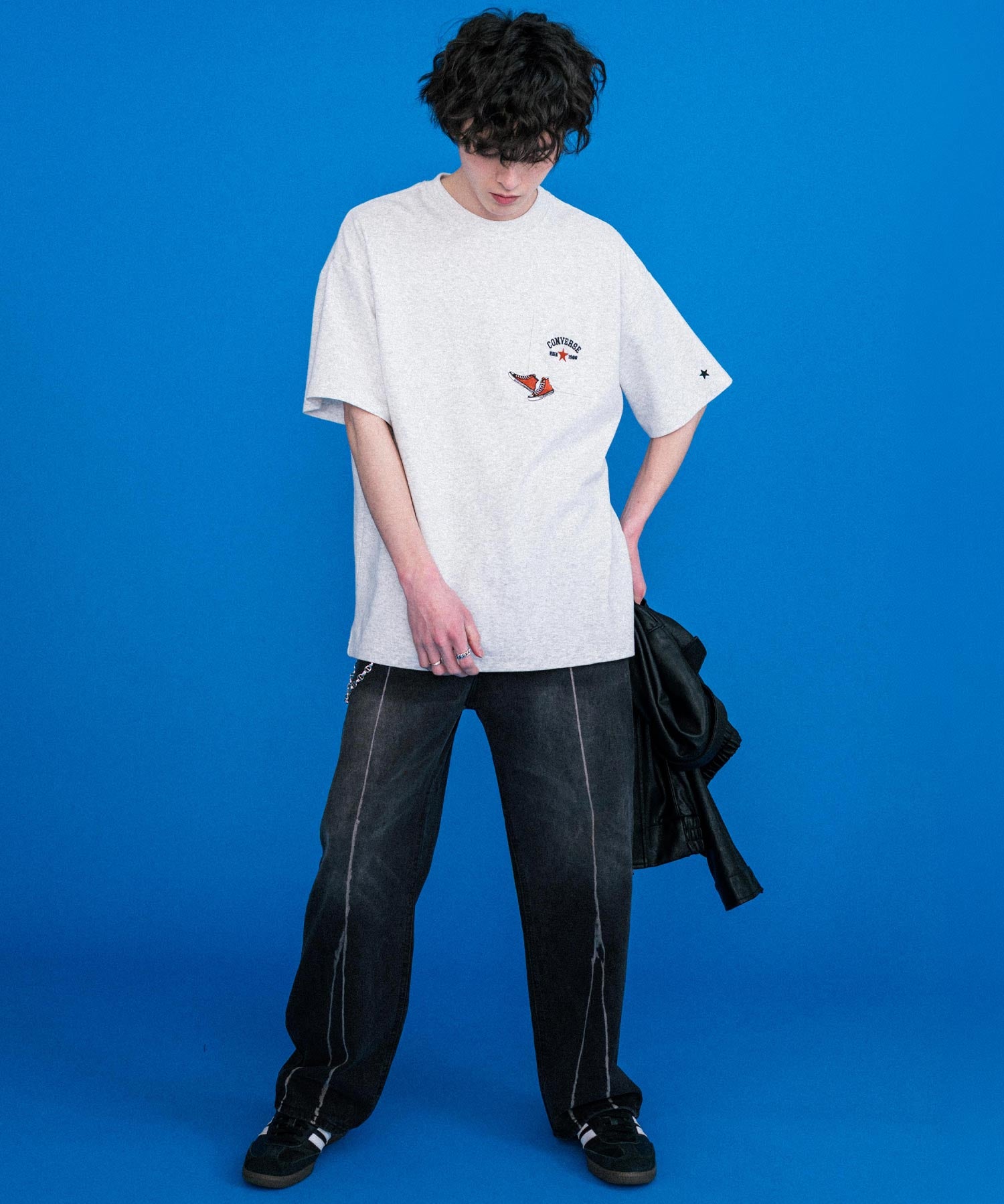 CONVERSE コンバース オーバーサイズフライスシューズエンブレム刺繍胸ポケット付きクルーネック半袖Tシャツ 15725