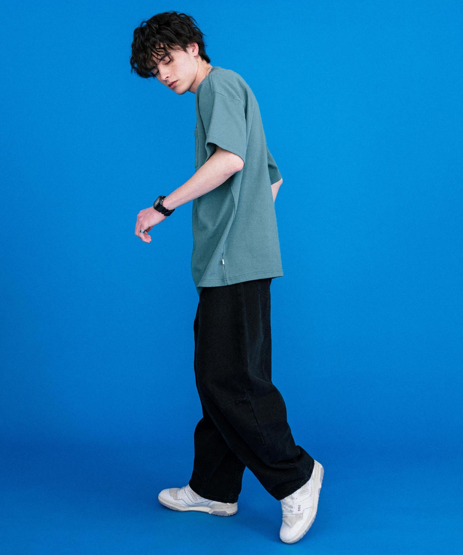 CONVERSE コンバース オーバーサイズフライスシューズエンブレム刺繍胸ポケット付きクルーネック半袖Tシャツ 15725