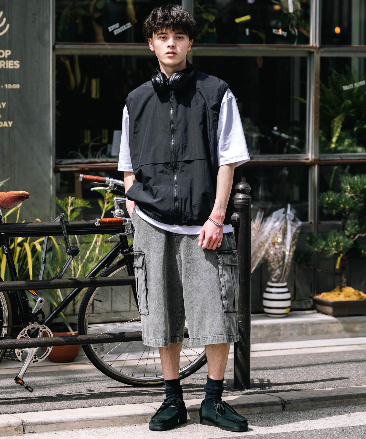 ケミカルウォッシュ オーバーダイ ワイドデニムカーゴハーフパンツ 15733