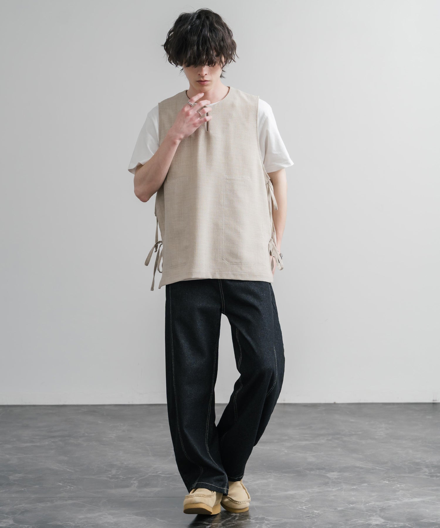 Upscape Audience 日本製/国産Reflax TECH リネンライクキャンバス キーネックプルオーバーエプロンベスト AUD7394 15861