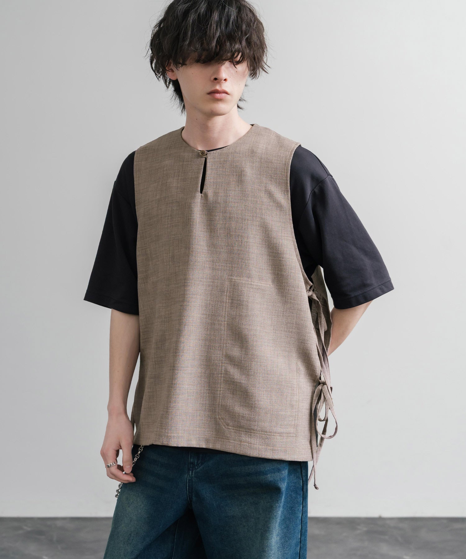 Upscape Audience 日本製/国産Reflax TECH リネンライクキャンバス キーネックプルオーバーエプロンベスト AUD7394 15861