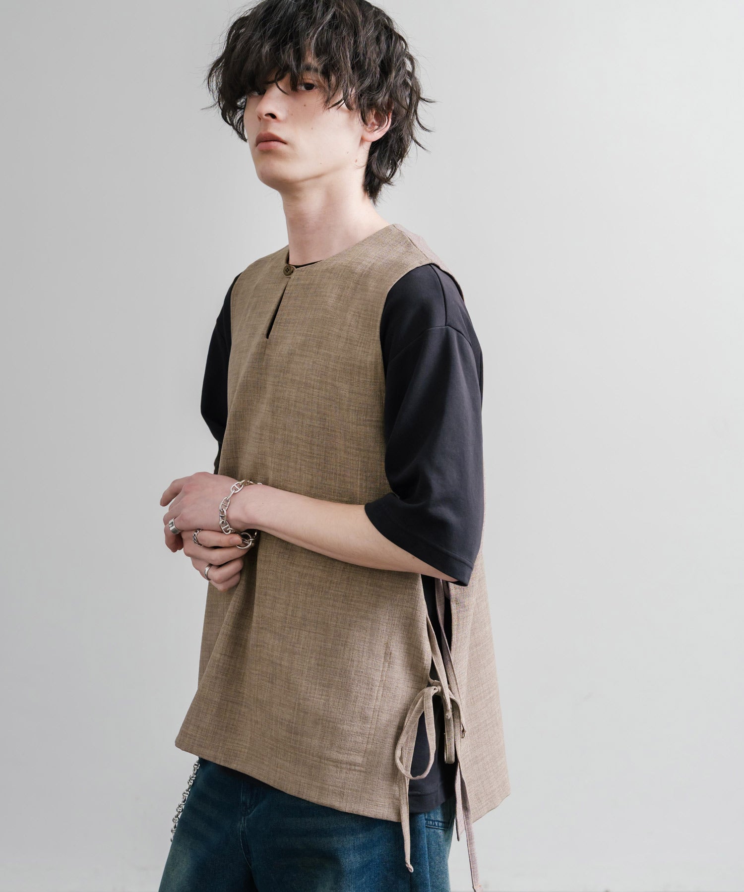 Upscape Audience 日本製/国産Reflax TECH リネンライクキャンバス キーネックプルオーバーエプロンベスト AUD7394 15861
