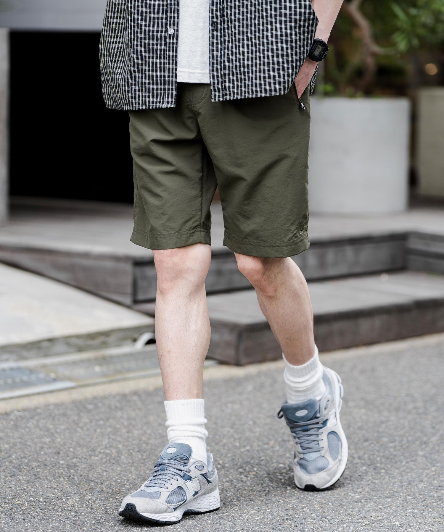 LOGOS 撥水ナイロンワッシャーロゴ刺繍ワイドショートパンツ 15868