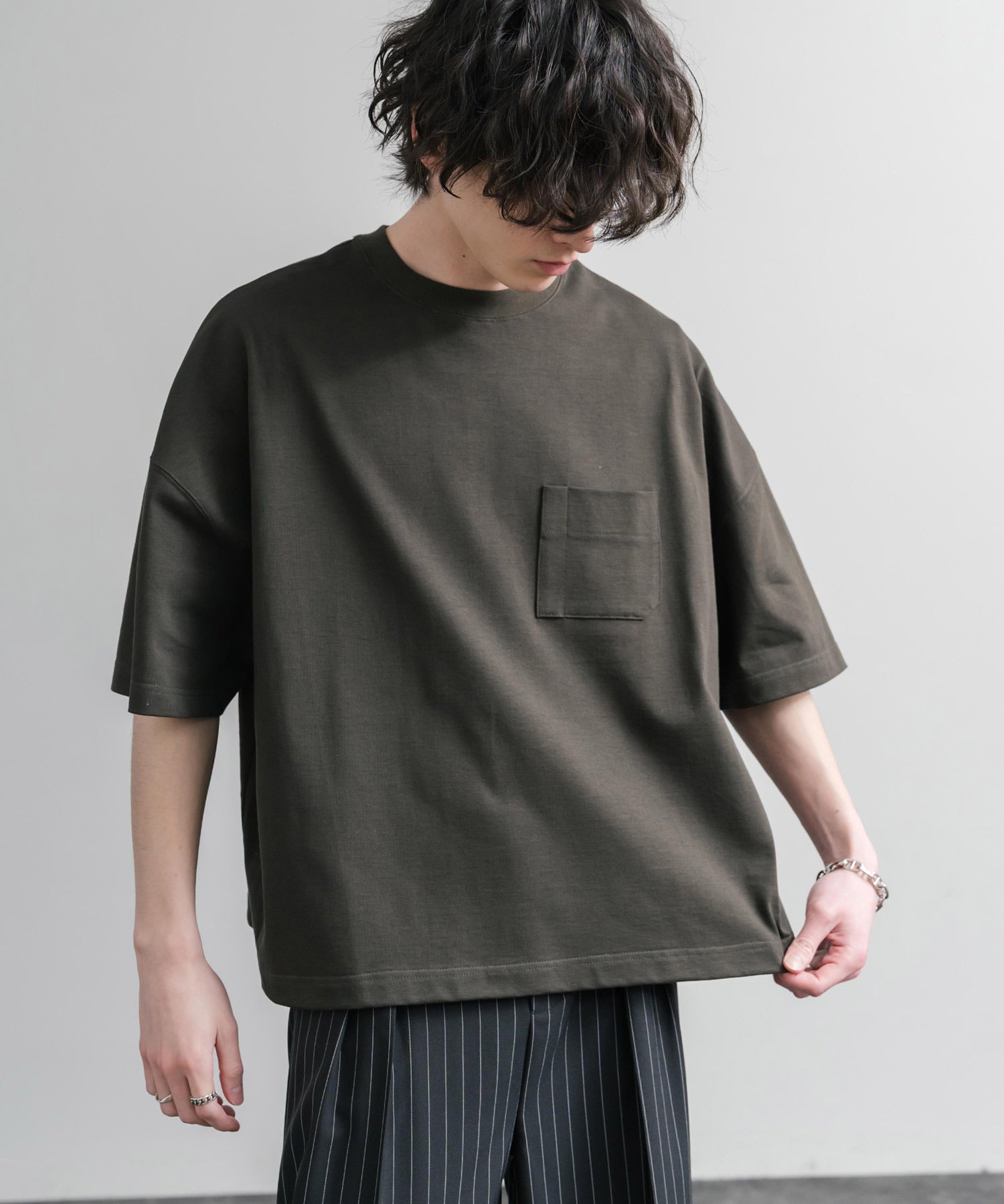 Upscape Audience 日本製/国産VORTEX 8オンスMVS天竺グラスポケット付きハーフスリーブクロップドTシャツ AUD6654 15873