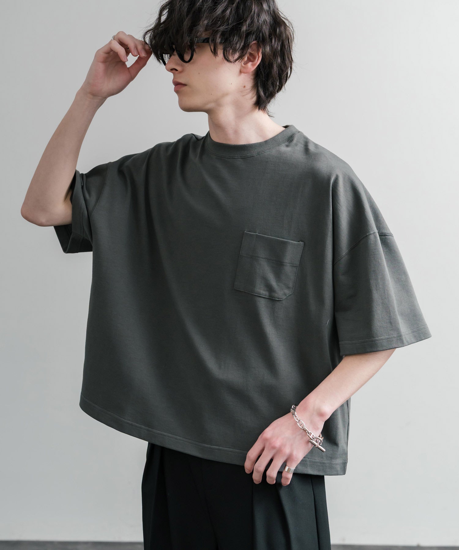 Upscape Audience 日本製/国産VORTEX 8オンスMVS天竺グラスポケット付きハーフスリーブクロップドTシャツ AUD6654 15873